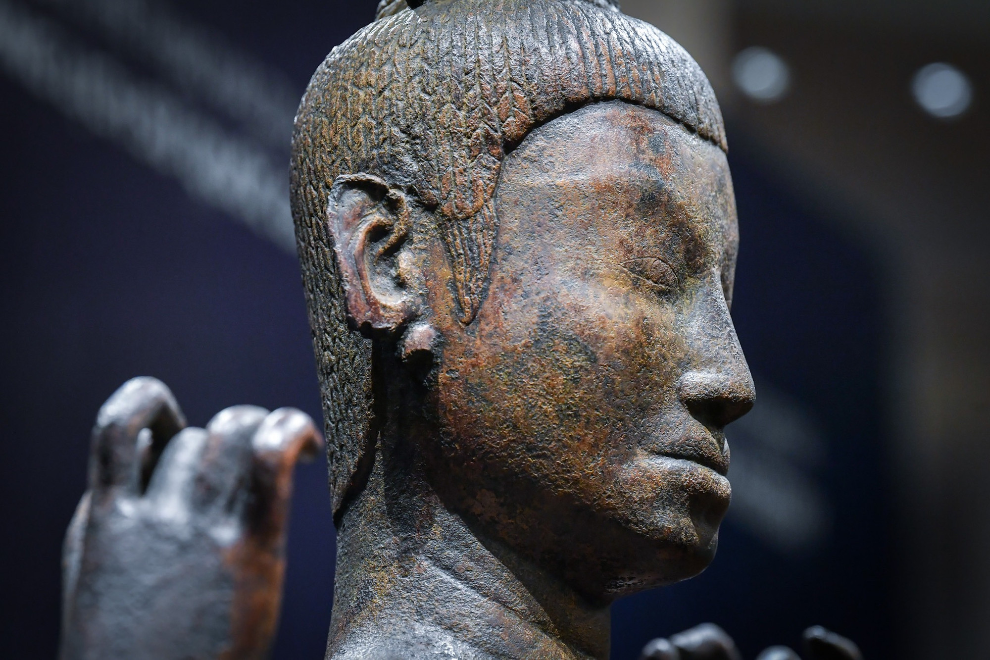 Theo các nghiên cứu lịch sử, Champa là quốc gia cổ đại từng tồn tại từ năm 192 đến năm 1832 ở khu vực miền trung Việt Nam ngày nay. Văn hóa Champa chịu ảnh hưởng của văn hóa Ấn Độ và Java cùng với những sáng tạo riêng đã tạo nên những đỉnh cao nghệ thuật như phong cách Mỹ Sơn, Đồng Dương, Tháp Mẫm...