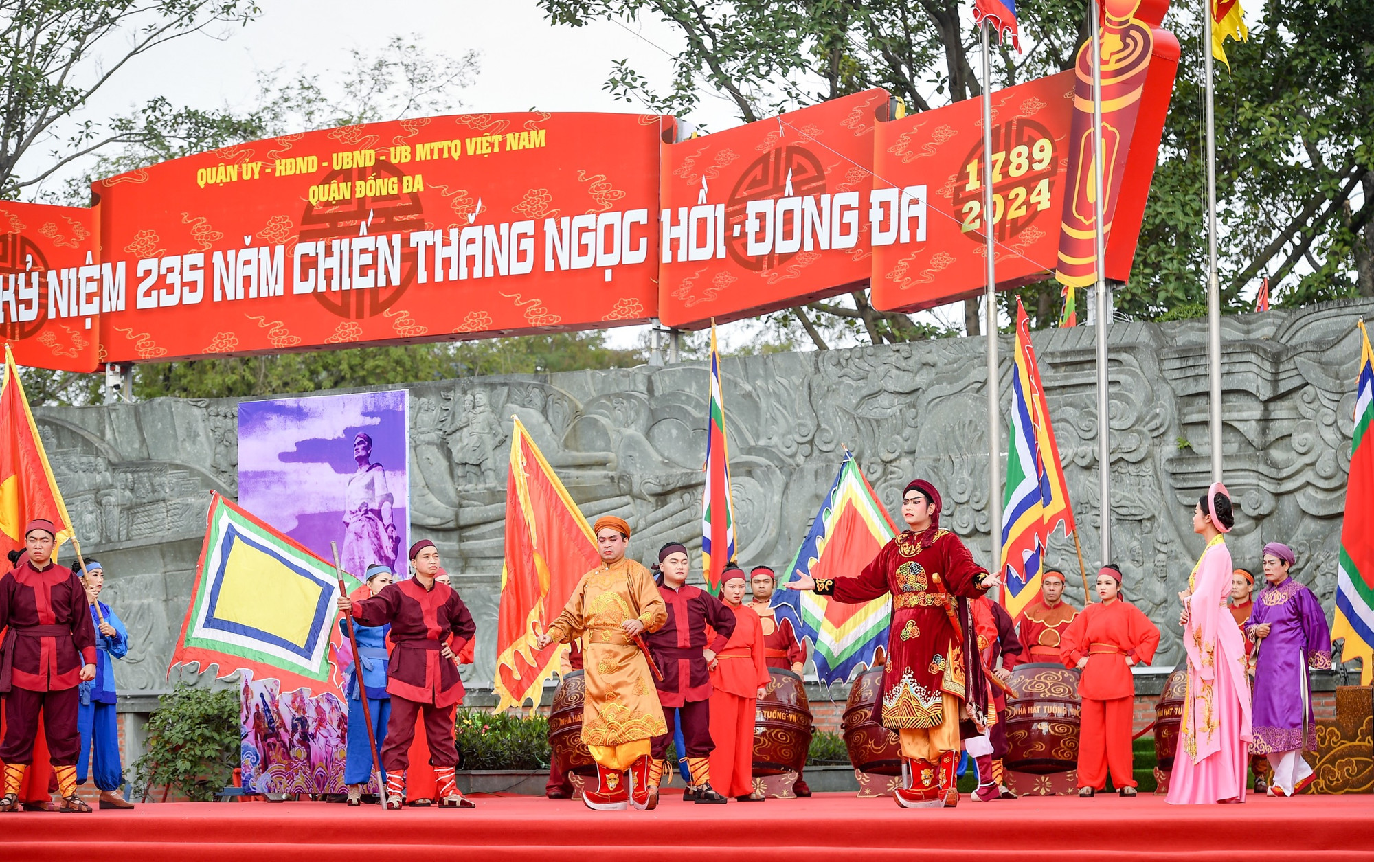 [Ảnh] Tưng bừng Lễ hội kỷ niệm 235 năm Chiến thắng Ngọc Hồi-Đống Đa ảnh 11