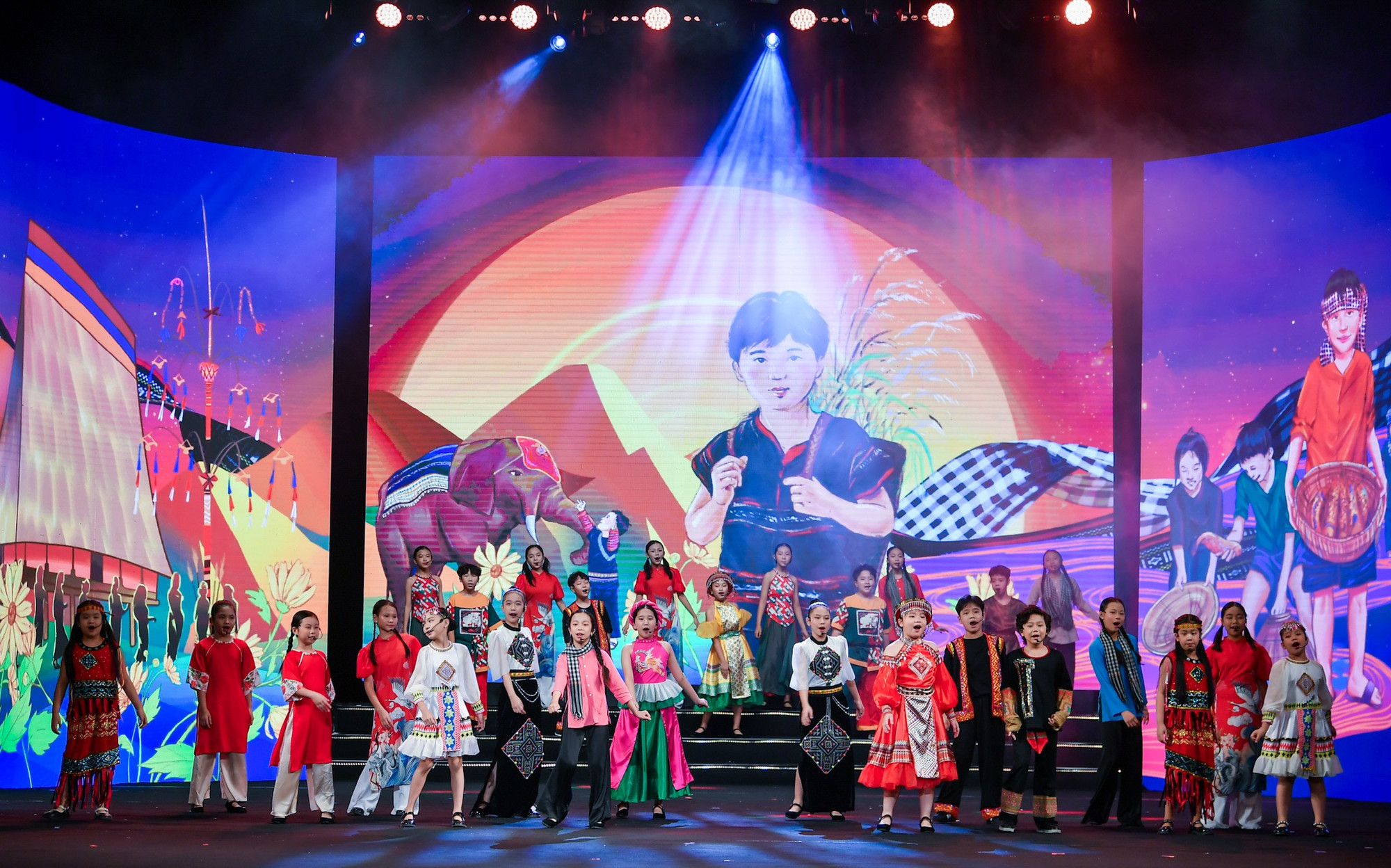 Các tiết mục văn nghệ tại Lễ trao giải.