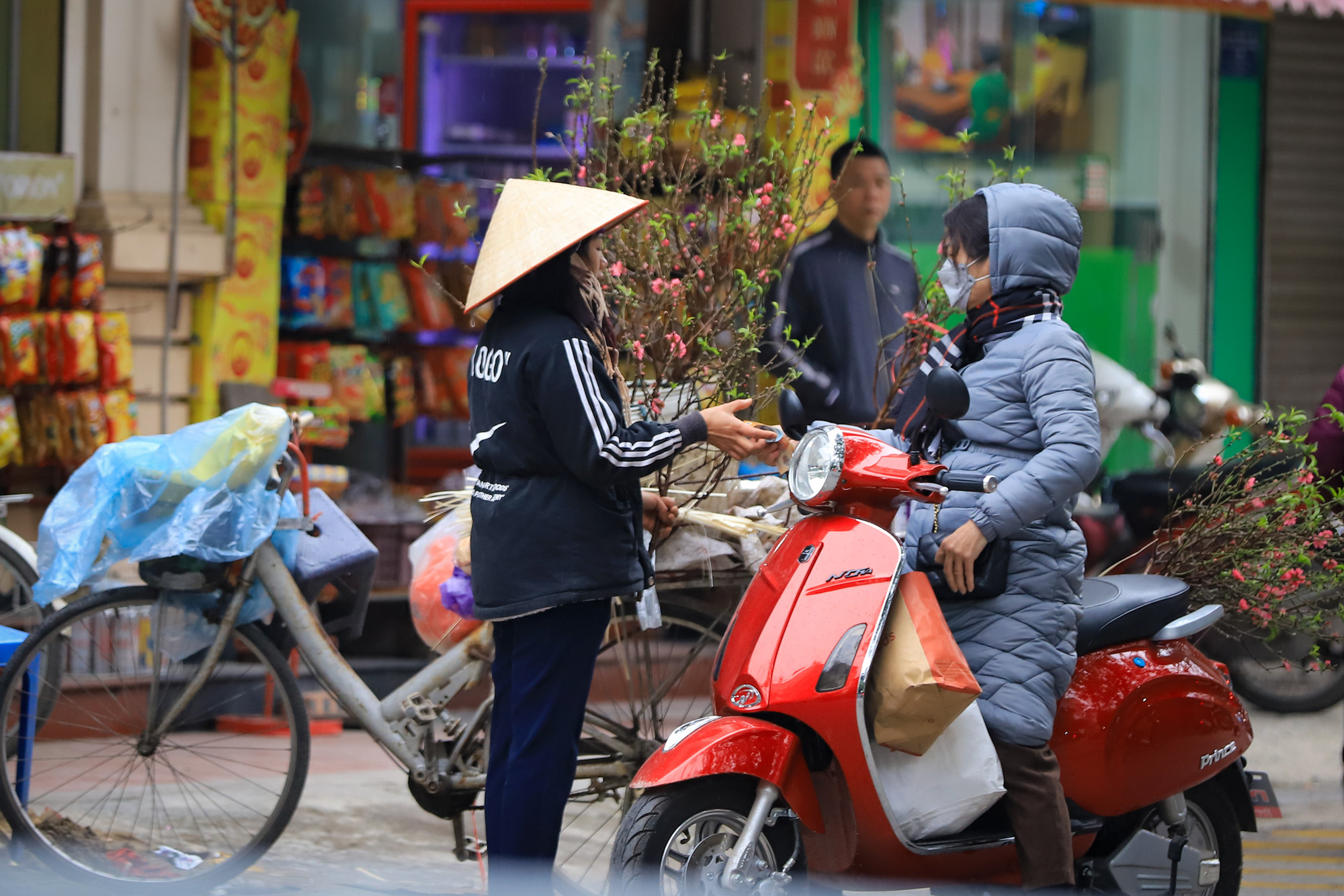 Sắc xuân trên phố sáng đại hàn.