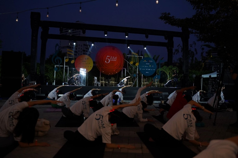 [Ảnh] Dàn nghệ sĩ nổi tiếng "cháy" hết mình với 5AM - Cùng đón bình minh ảnh 7