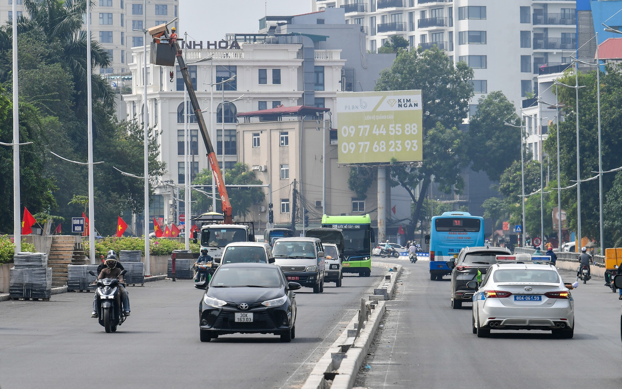 [Ảnh] Diện mạo mới của dự án mở rộng đường Âu Cơ-Nghi Tàm ảnh 14