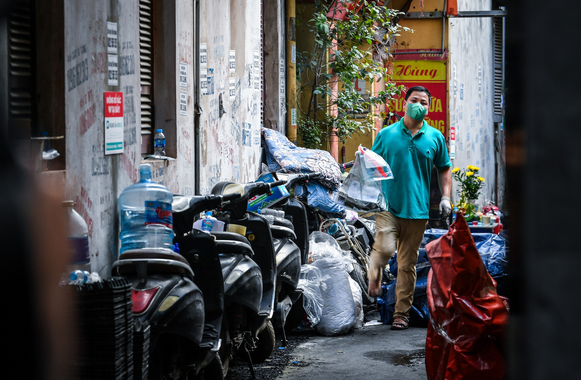 Cơ quan chức năng vẫn đang tiếp tục khám nghiệm, tìm nguyên nhân vụ cháy...