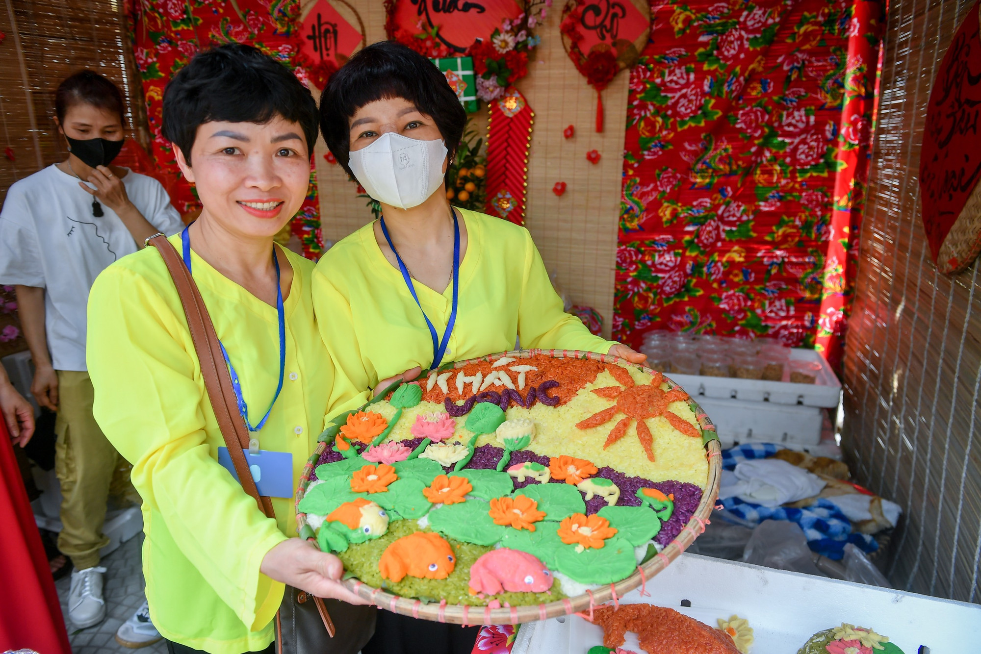 Độc đáo mâm xôi truyền thống làng Phú Thượng.