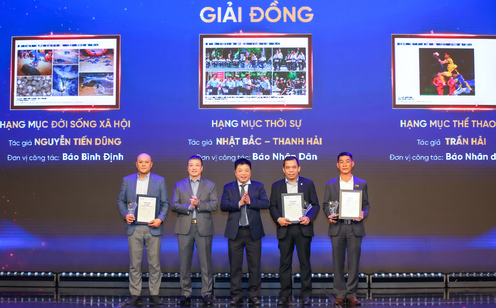 Các tác giả/nhóm tác giả đạt Giải Đồng.