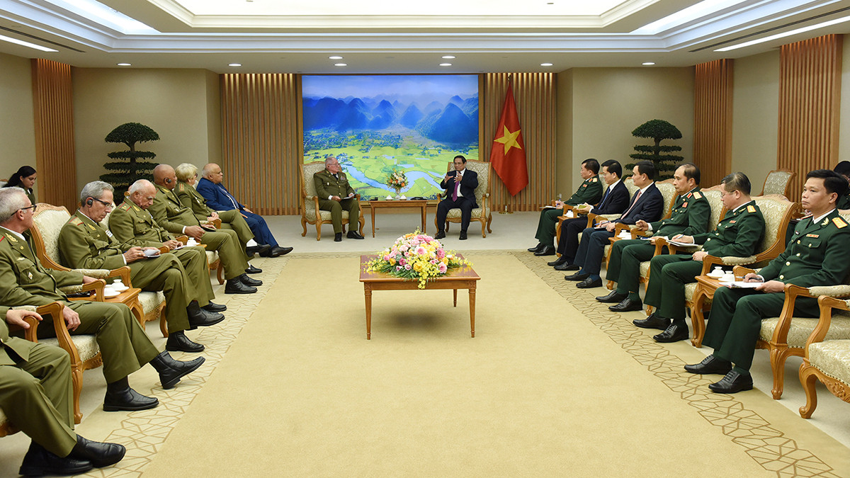 Quang cảnh buổi tiếp. Quang cảnh buổi tiếp.