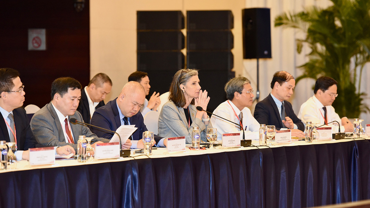 Các đại biểu tham dự Diễn đàn cấp cao về Công nghiệp 4.0 năm 2023.