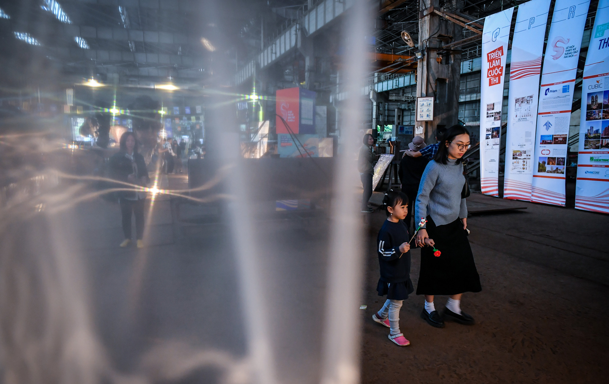 [Ảnh] Khám phá "không gian nghệ thuật" tại Nhà máy Xe lửa Gia Lâm ảnh 6