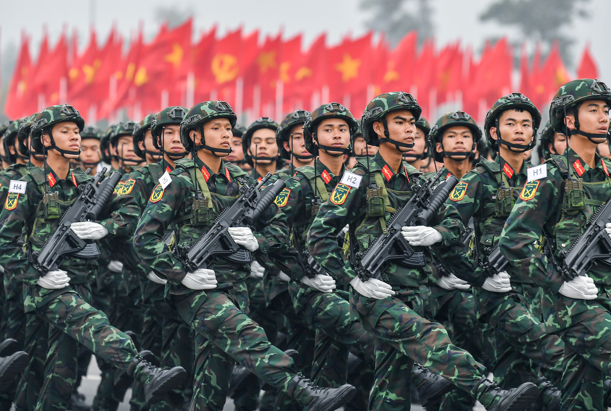 [Ảnh] Bộ trưởng Quốc phòng chủ trì kiểm tra hợp luyện diễu binh, diễu hành ảnh 3