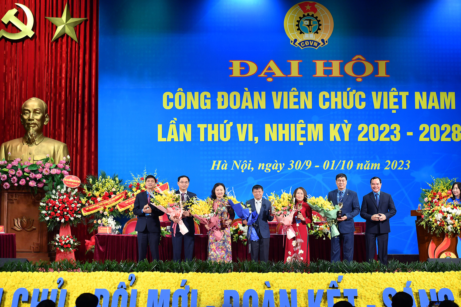 [Ảnh] Đại hội Công đoàn Viên chức Việt Nam lần thứ VI ảnh 19
