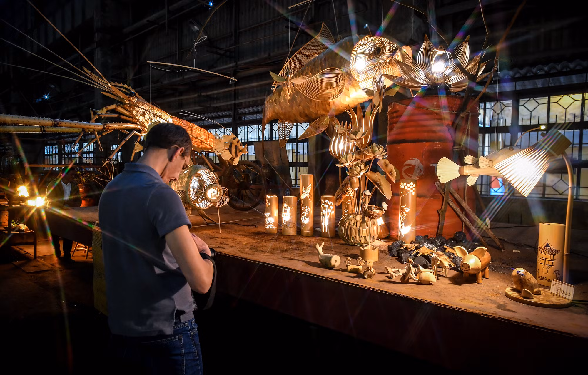 [Ảnh] Khám phá "không gian nghệ thuật" tại Nhà máy Xe lửa Gia Lâm ảnh 4