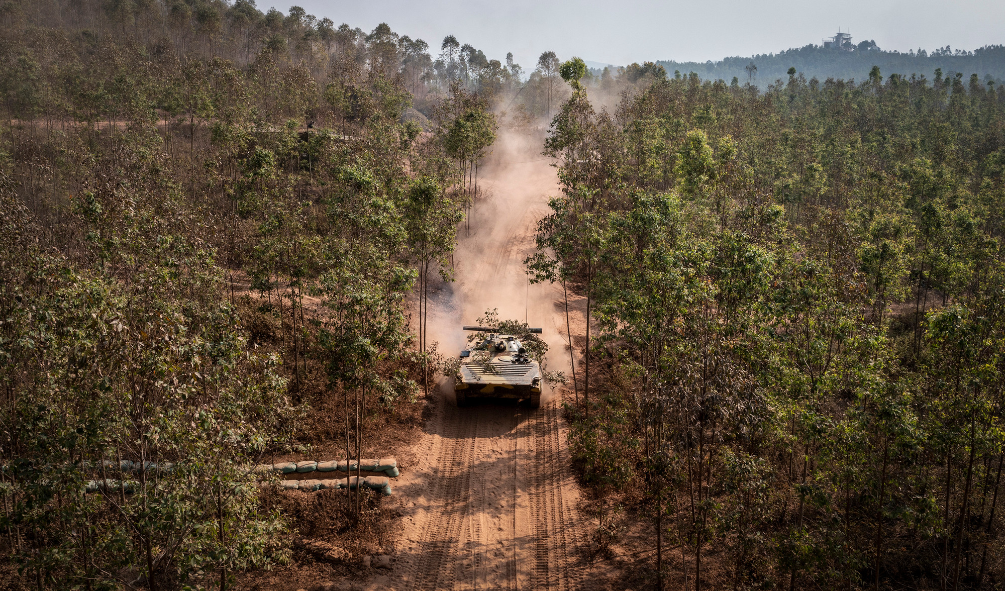 [Ảnh] Cận cảnh dàn xe tăng T-54/55 cải tiến của lực lượng Tăng-thiết giáp ảnh 5