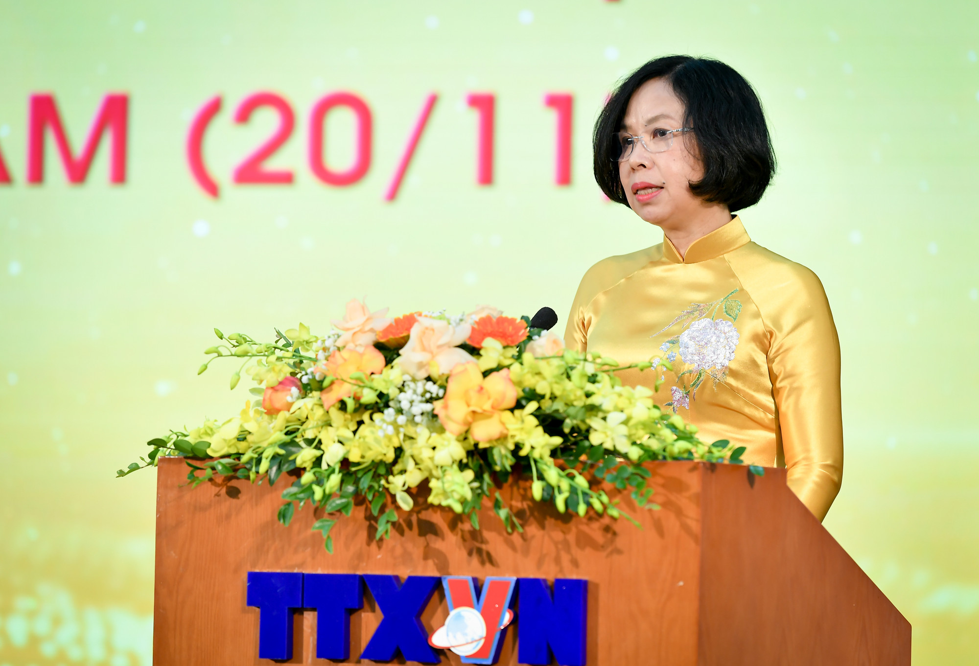 [Ảnh] Chương trình gặp mặt, tri ân nhân kỷ niệm ngày Nhà giáo Việt Nam 20/11 ảnh 13