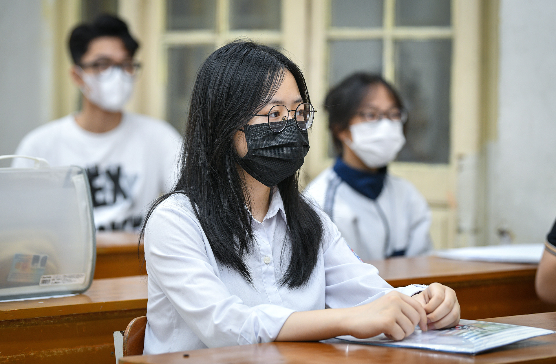 [Ảnh] Học sinh Hà Nội làm thủ tục dự thi tuyển sinh vào lớp 10 ảnh 9