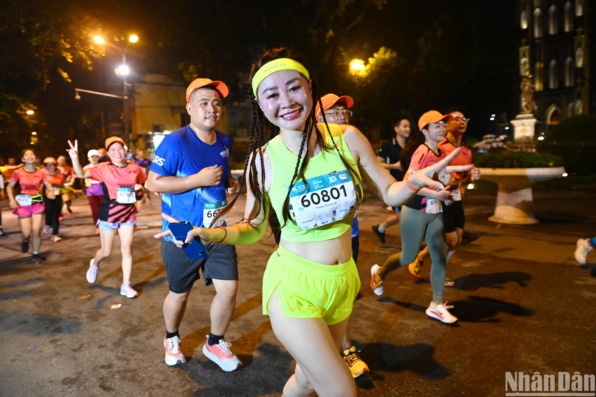 Và không thể thiếu những "bóng hồng" xinh đẹp yêu thích thể thao.