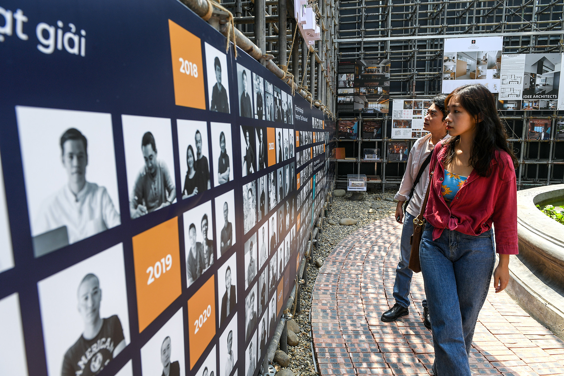 [Ảnh] Độc đáo nhà gương 3D khổng lồ tại vườn hoa Diên Hồng ảnh 8