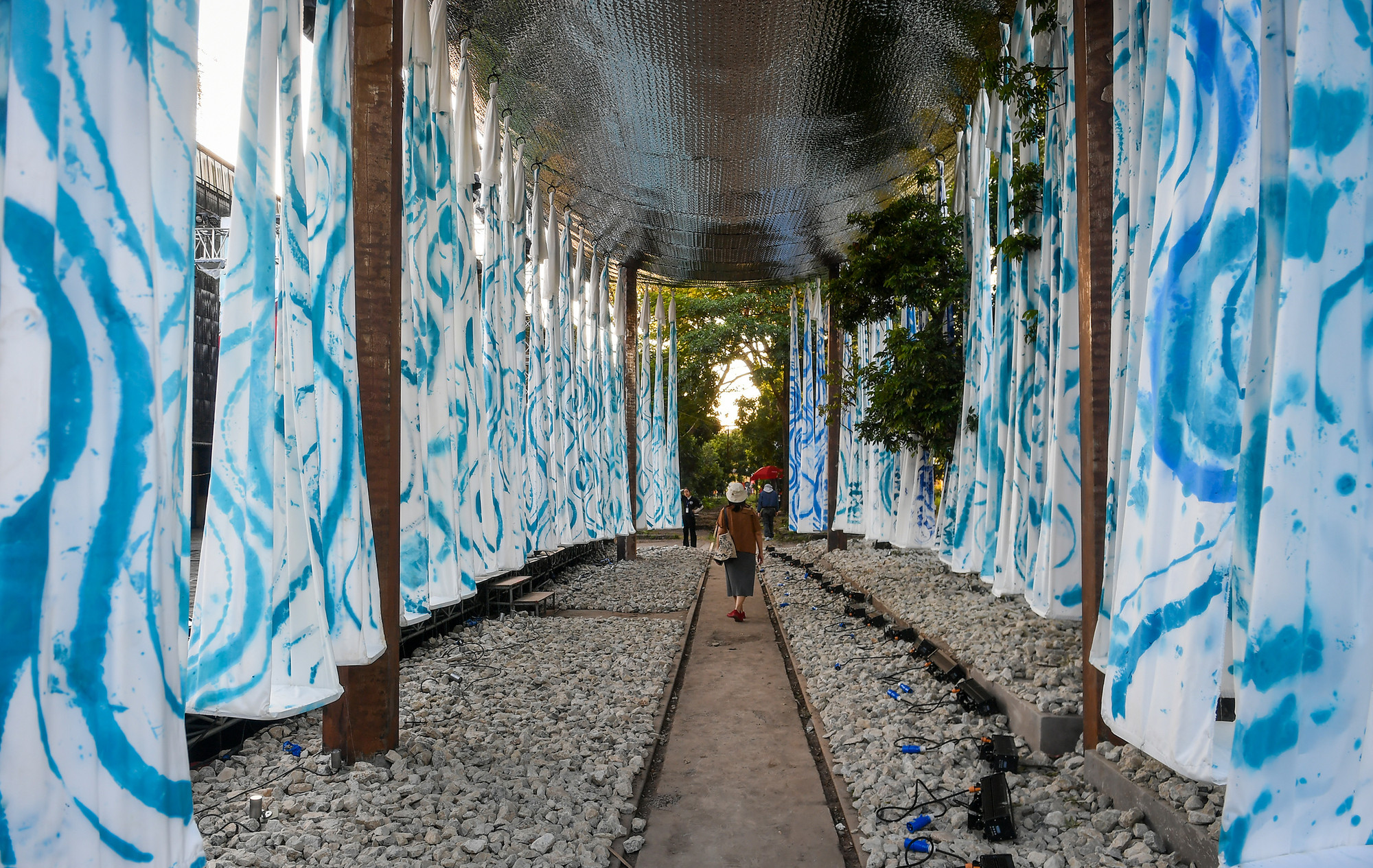 [Ảnh] Khám phá "không gian nghệ thuật" tại Nhà máy Xe lửa Gia Lâm ảnh 17