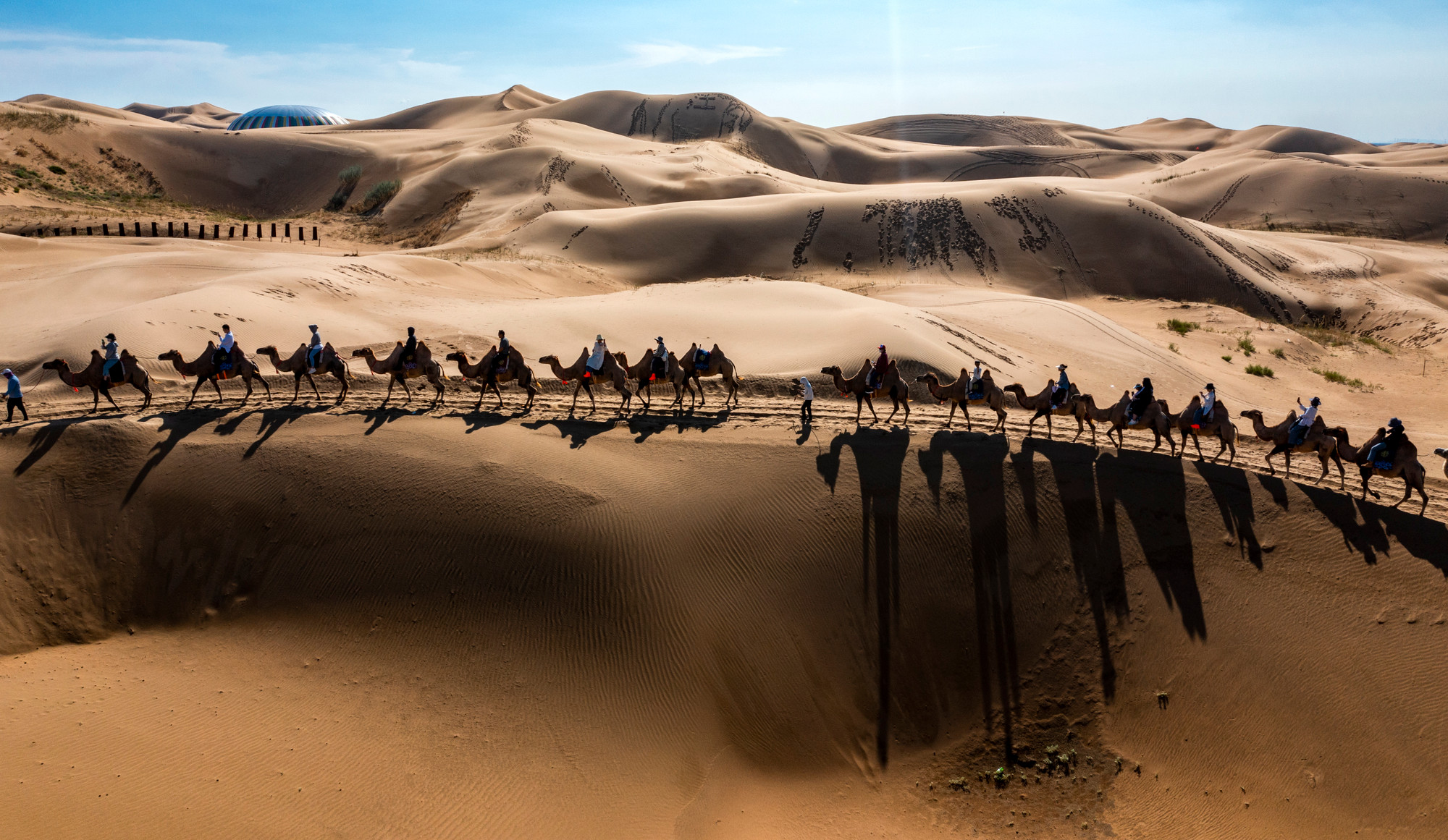 [Ảnh] Sa mạc Vọng Âm-Vẻ đẹp huyền bí nơi vùng đất Nội Mông ảnh 13