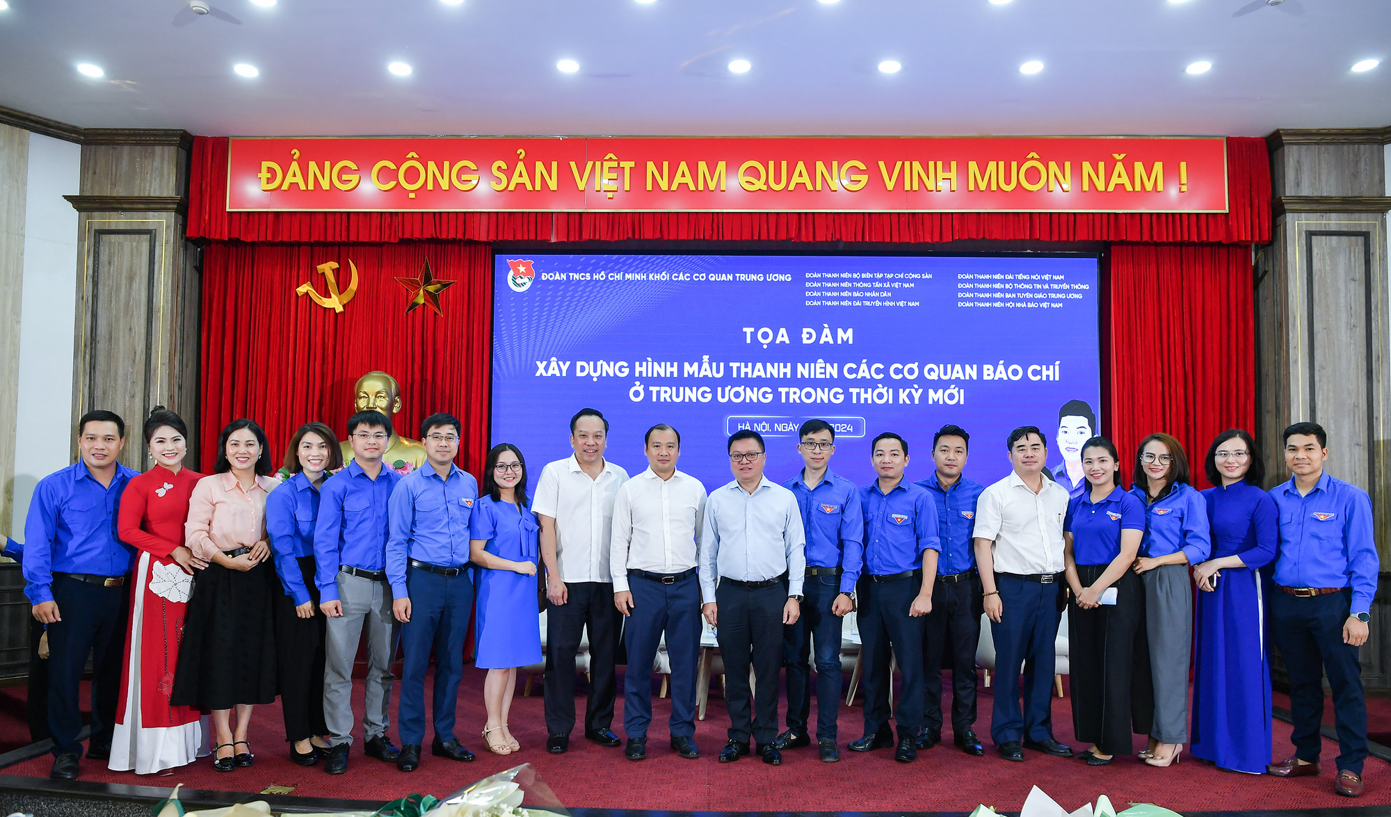 [Ảnh] Tọa đàm “Xây dựng hình mẫu thanh niên các cơ quan báo chí ở Trung ương trong thời kỳ mới” ảnh 15