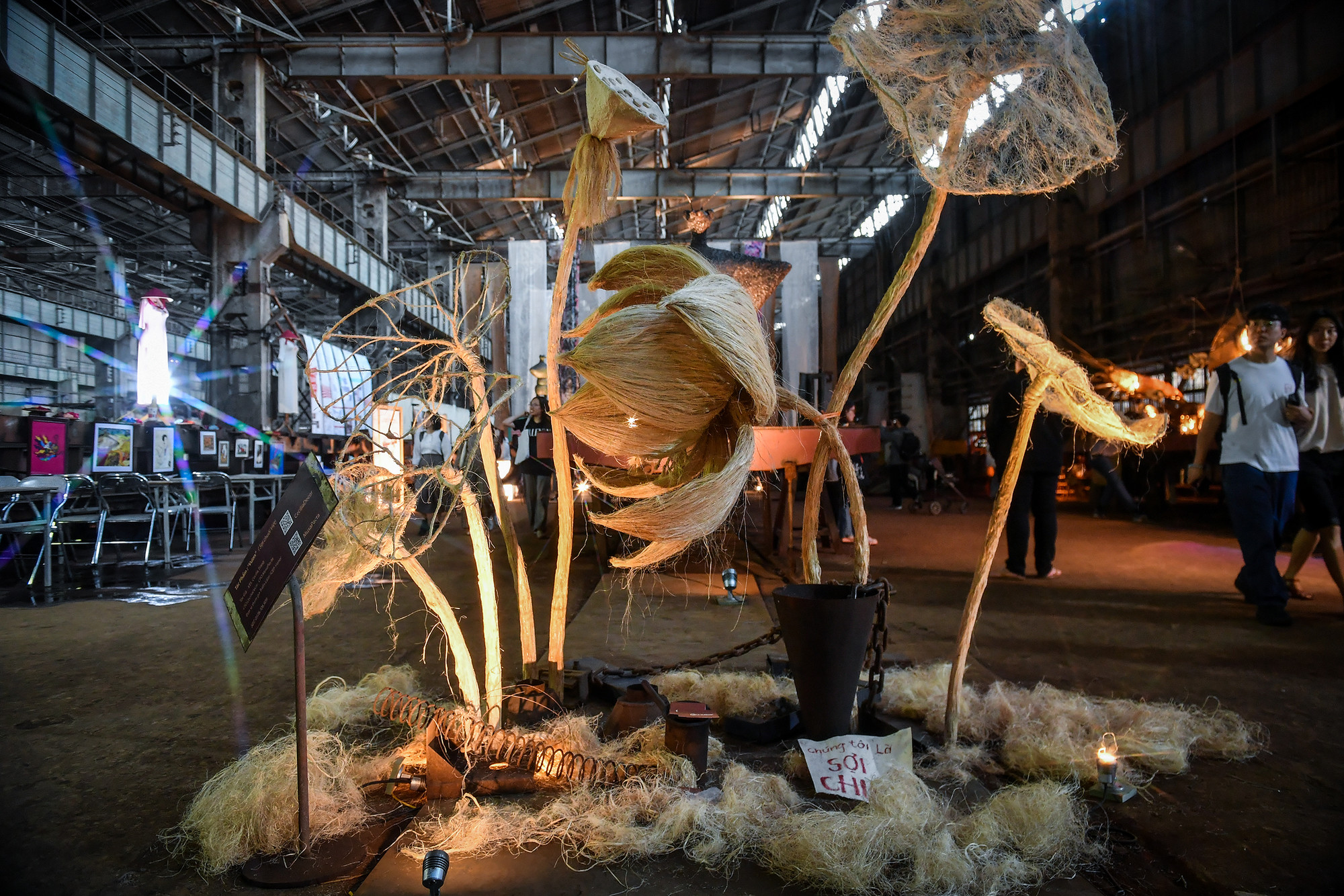 [Ảnh] Khám phá "không gian nghệ thuật" tại Nhà máy Xe lửa Gia Lâm ảnh 3