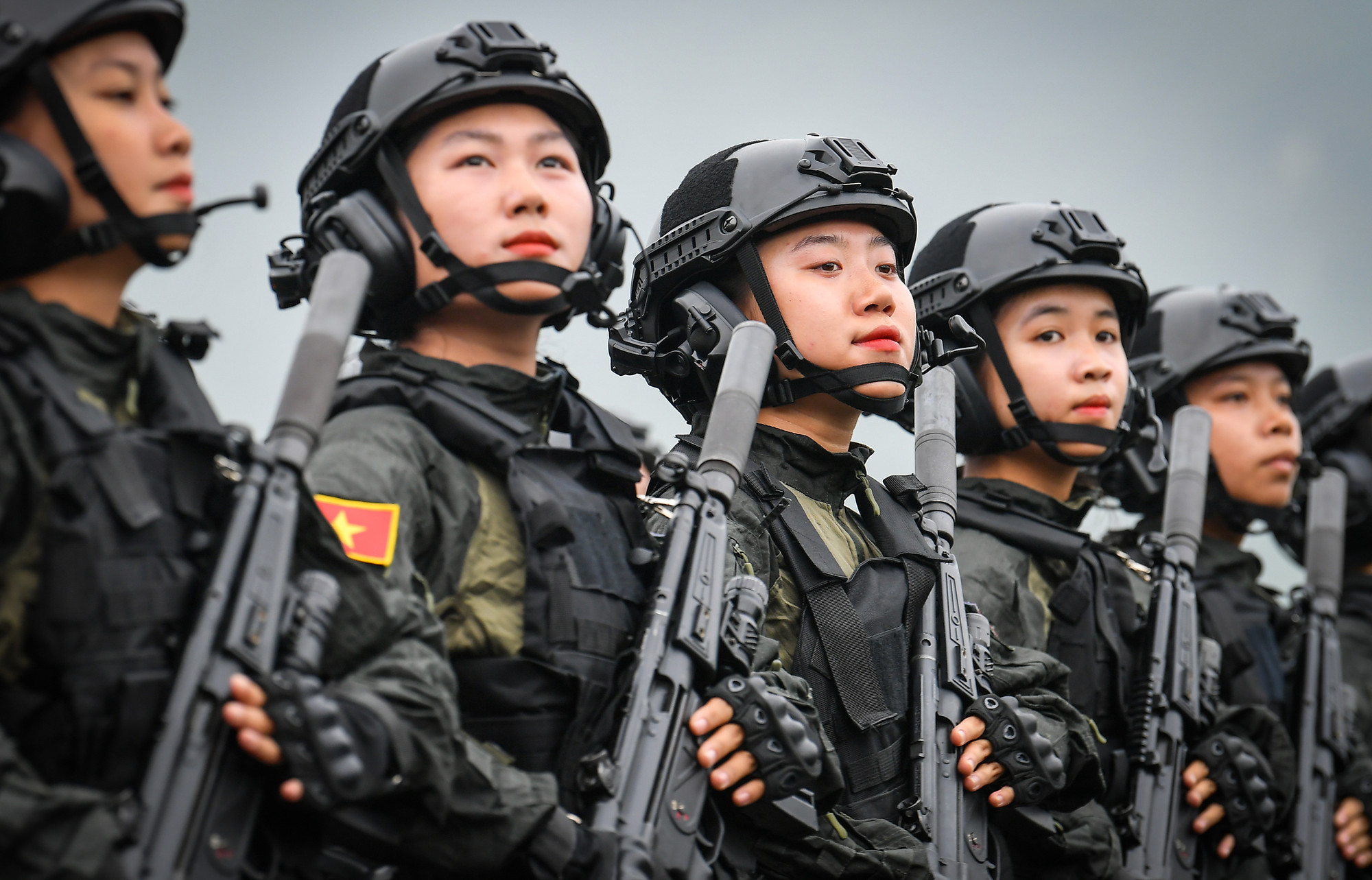 [Ảnh] Hợp luyện diễu binh, diễu hành kỷ niệm 70 năm Chiến thắng Điện Biên Phủ ảnh 12