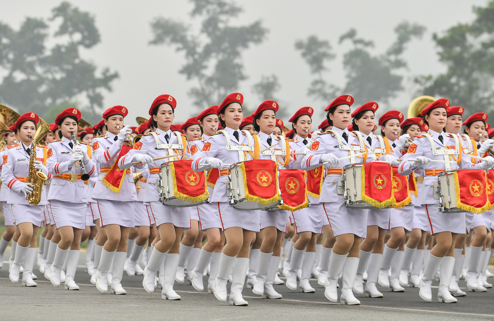 [Ảnh] Bộ trưởng Quốc phòng chủ trì kiểm tra hợp luyện diễu binh, diễu hành ảnh 8