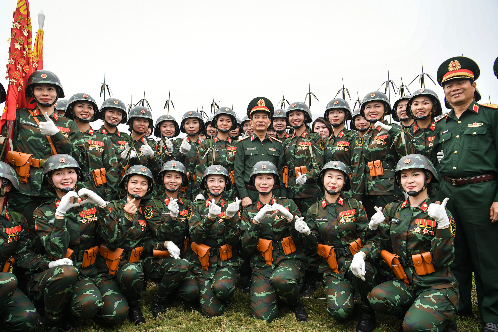 [Ảnh] Bộ trưởng Quốc phòng chủ trì kiểm tra hợp luyện diễu binh, diễu hành ảnh 17