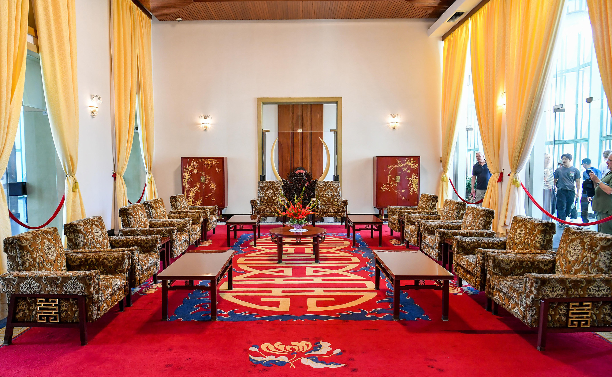 Phòng khách của Tổng thống hiện nay gần như vẫn giữ nguyên được hiện trạng.