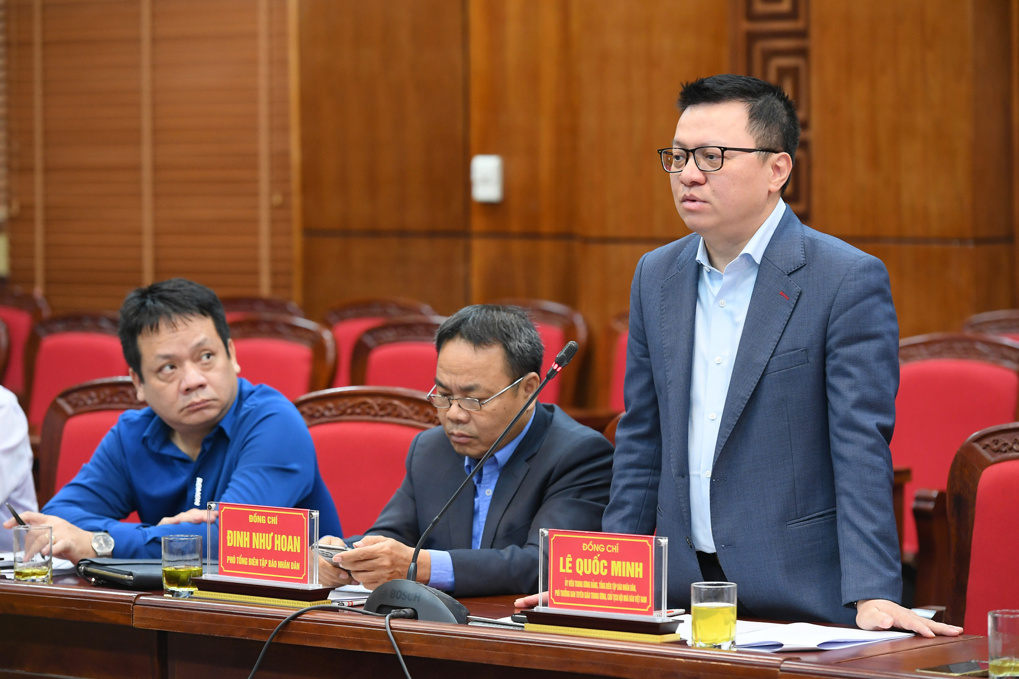 [Ảnh] Đoàn công tác Báo Nhân Dân làm việc với Tỉnh ủy Điện Biên ảnh 2