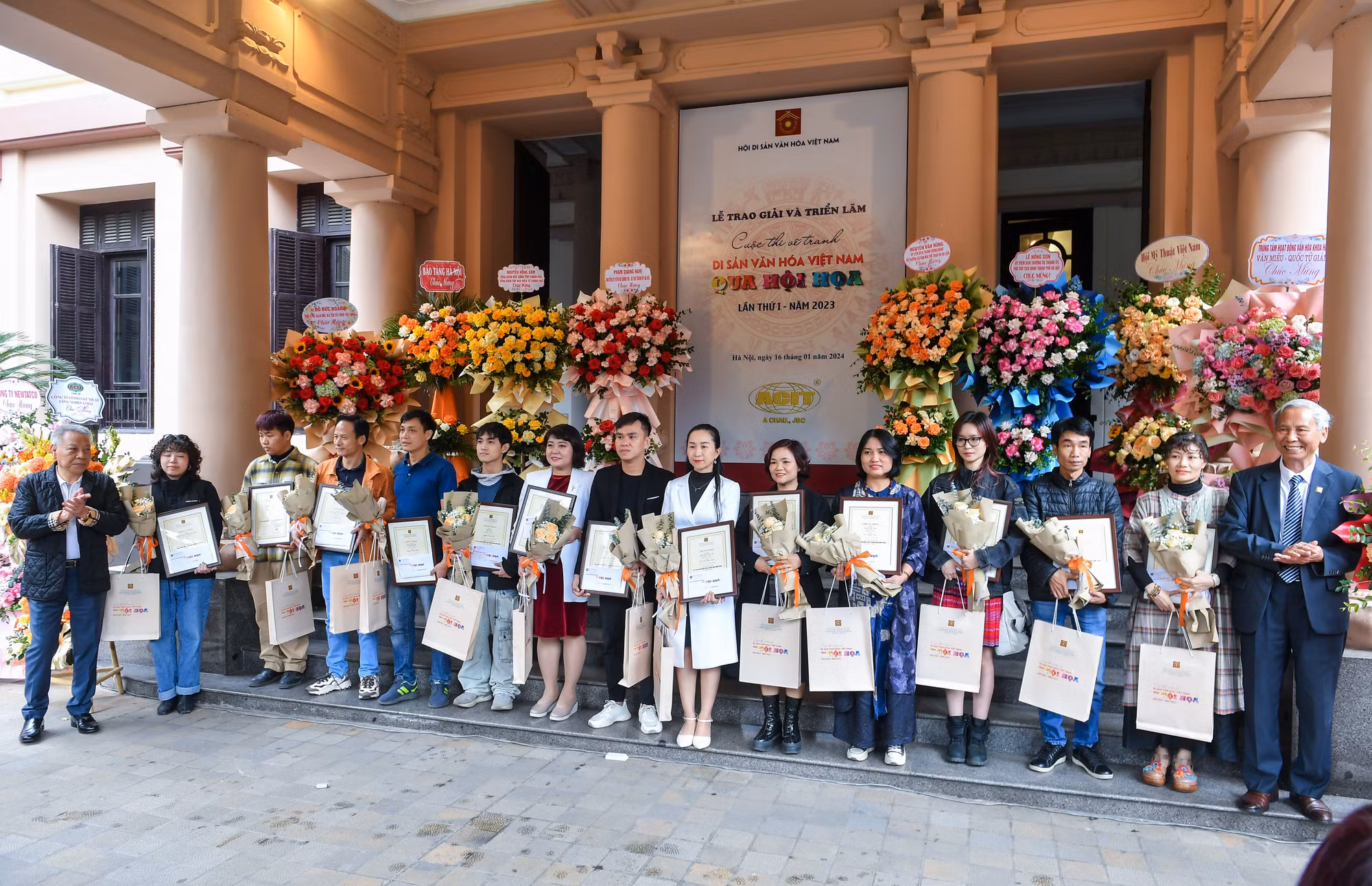 Các tác giả có tác phẩm lọt vào chung khảo.