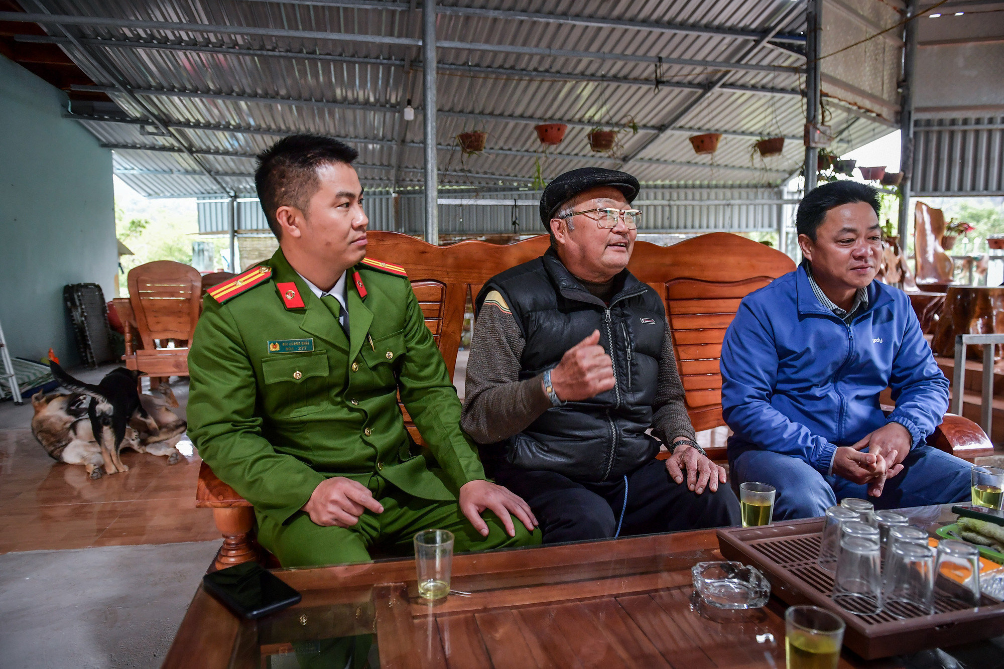 Ông Pờ Dần Sinh kể lại chuyện... cai nghiện cho bà con Hà Nhì tại ngã ba biên giới.