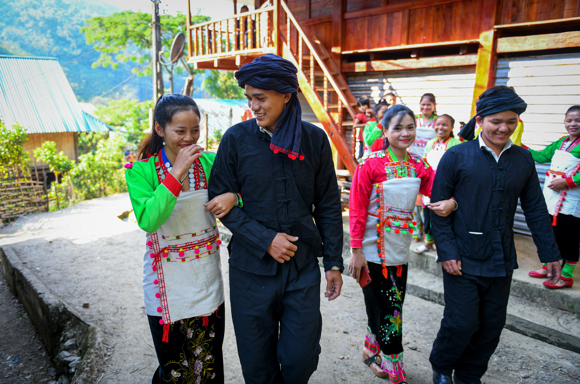 [Ảnh] Ngày Quốc tế Hạnh phúc: Những nụ cười hạnh phúc của các dân tộc Việt Nam ảnh 14