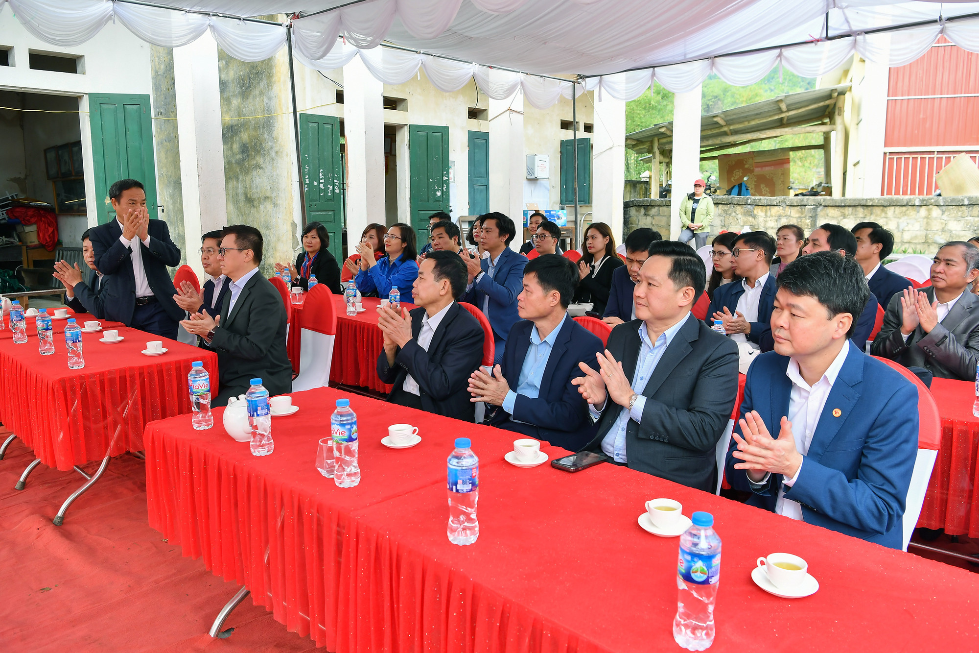 Các đại biểu tại buổi Lễ.