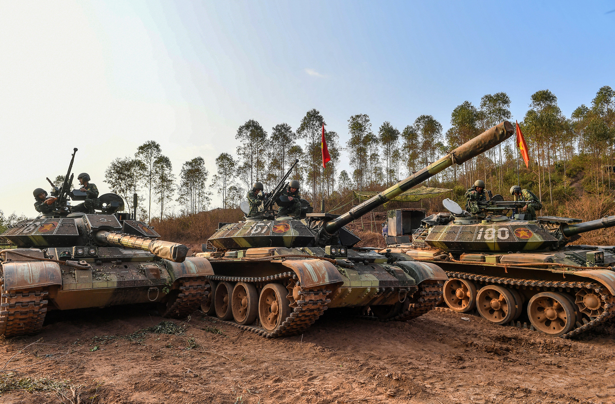 [Ảnh] Cận cảnh dàn xe tăng T-54/55 cải tiến của lực lượng Tăng-thiết giáp ảnh 14