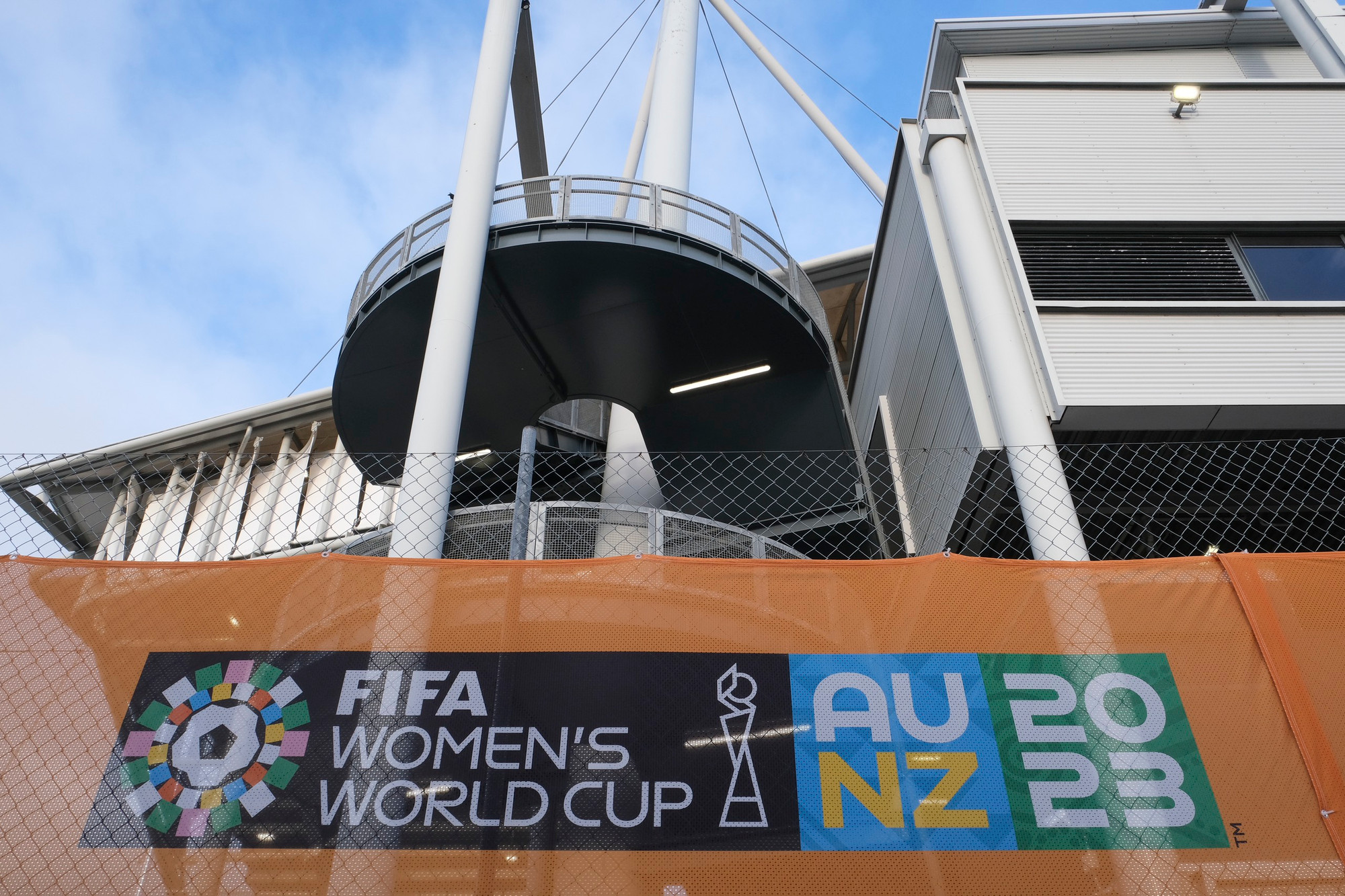 [Ảnh] “Lời thề thiêng” tại sân vận động tuyển nữ Việt Nam sắp thi đấu ảnh 2