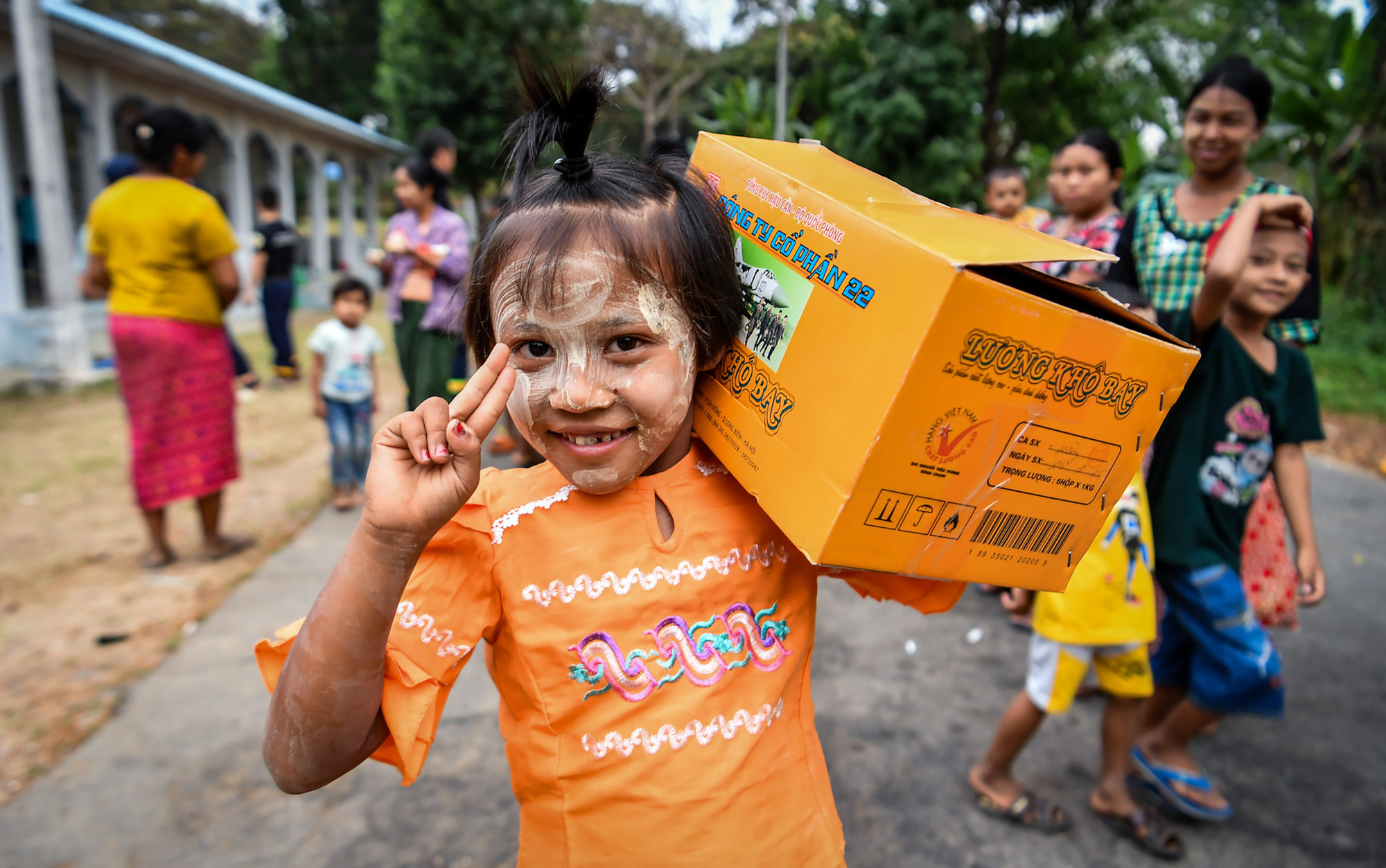 [Ảnh] Những nụ cười trẻ thơ - niềm hy vọng sau thảm họa động đất tại Myanmar ảnh 14