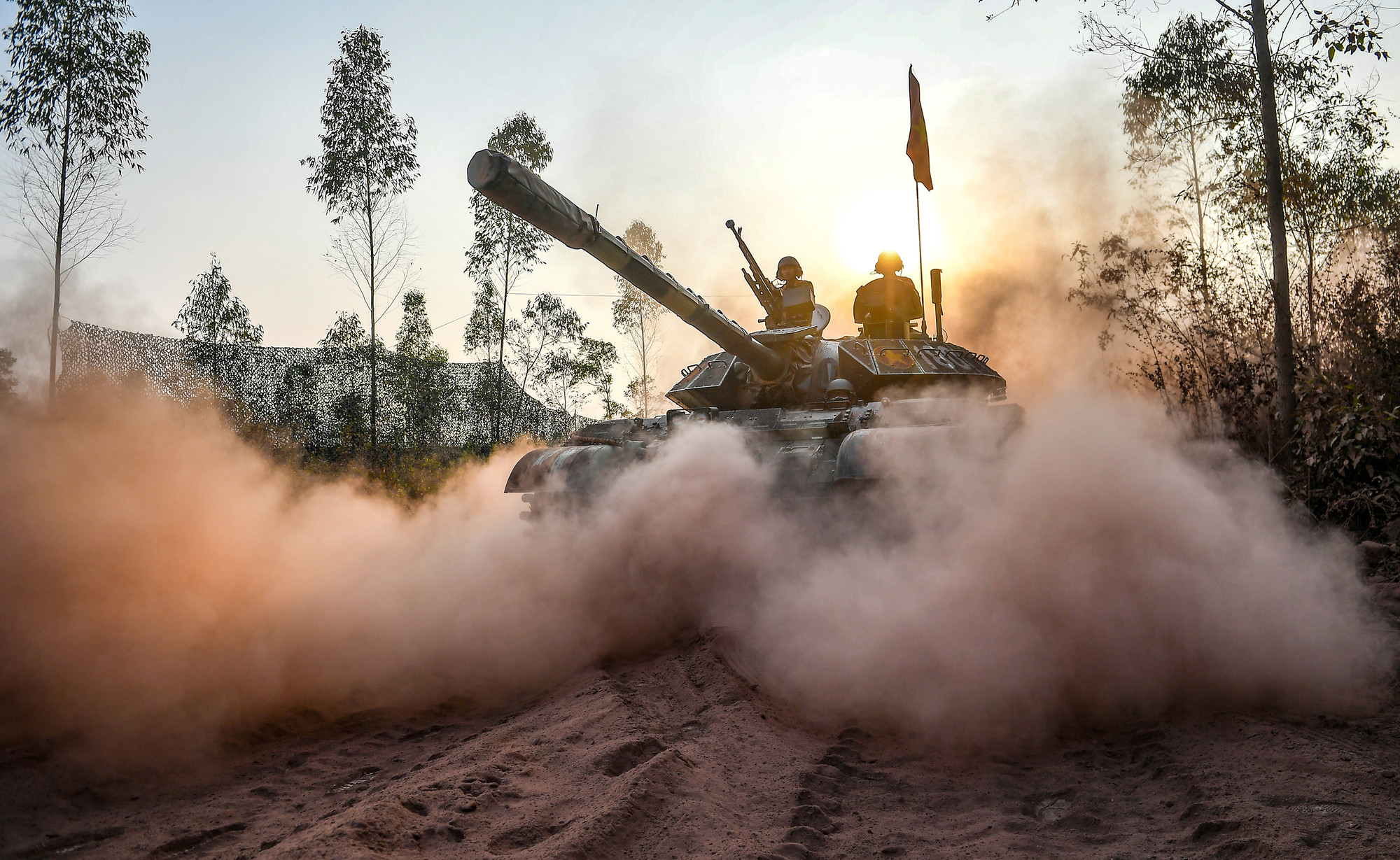 [Ảnh] Cận cảnh dàn xe tăng T-54/55 cải tiến của lực lượng Tăng-thiết giáp ảnh 8