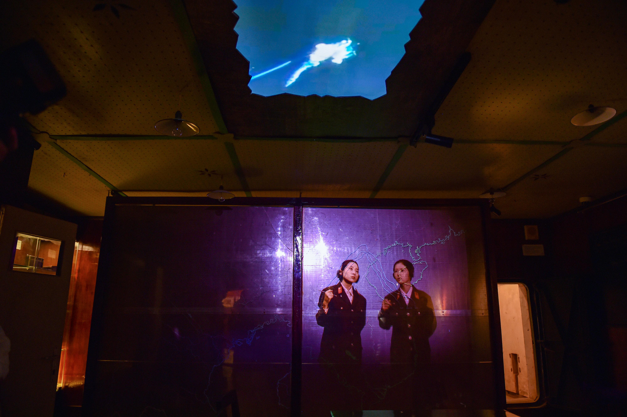 Ứng dụng công nghệ 3D mapping để diễn giải câu chuyện chuyện lịch sử một cách chân thực và hấp dẫn, giúp công chúng có thể cảm nhận sâu sắc những thời khắc đặc biệt và chiến công của quân dân ta trong 12 ngày đêm chiến đấu ngoan cường, bảo vệ Thủ đô Hà Nội".