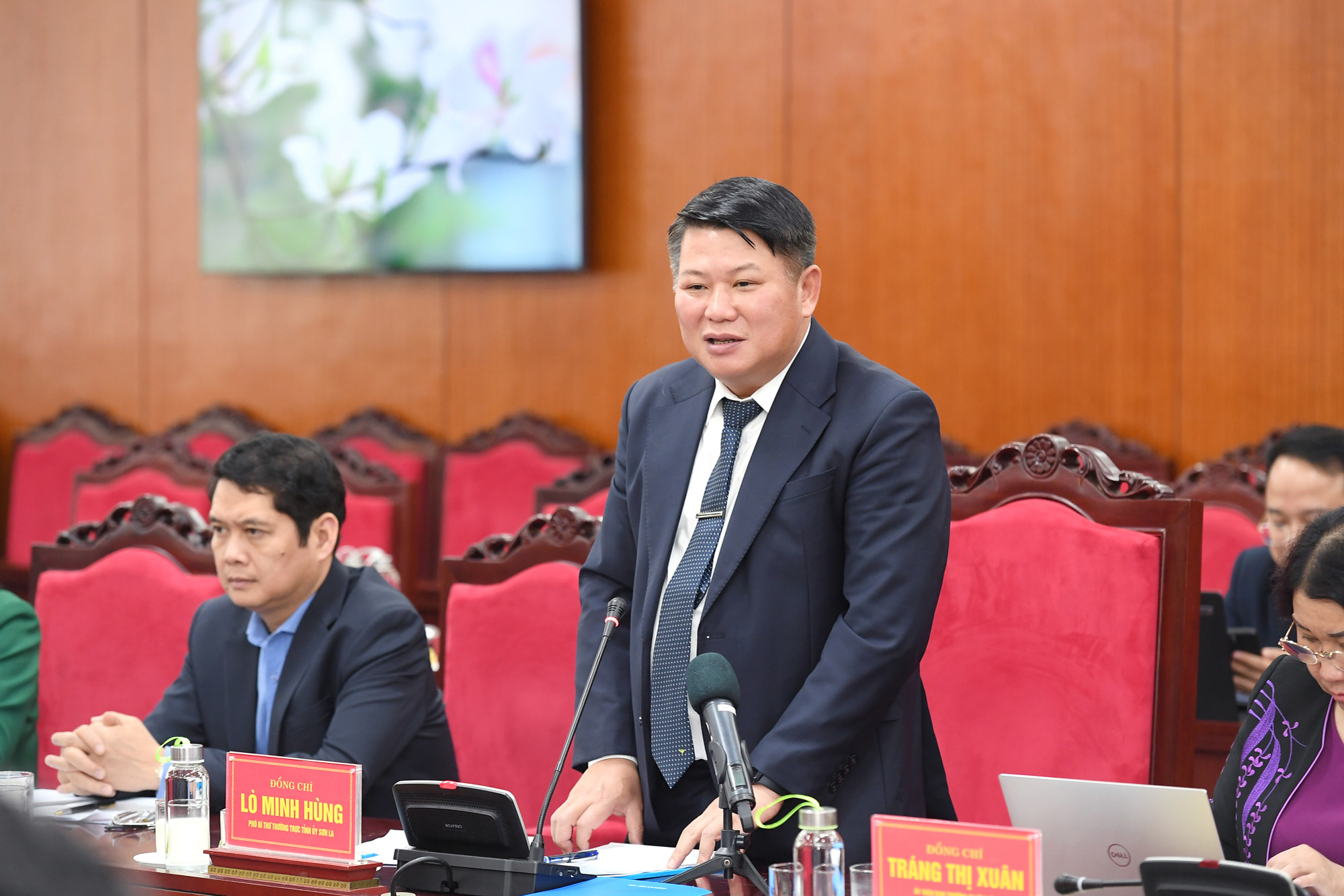 Thay mặt Ban Thường vụ Tỉnh ủy, đồng chí Lò Minh Hùng, Phó Bí thư Thường trực Tỉnh ủy trân trọng cảm ơn sự đồng hành của Báo Nhân Dân đối với sự phát triển của tỉnh Sơn La.