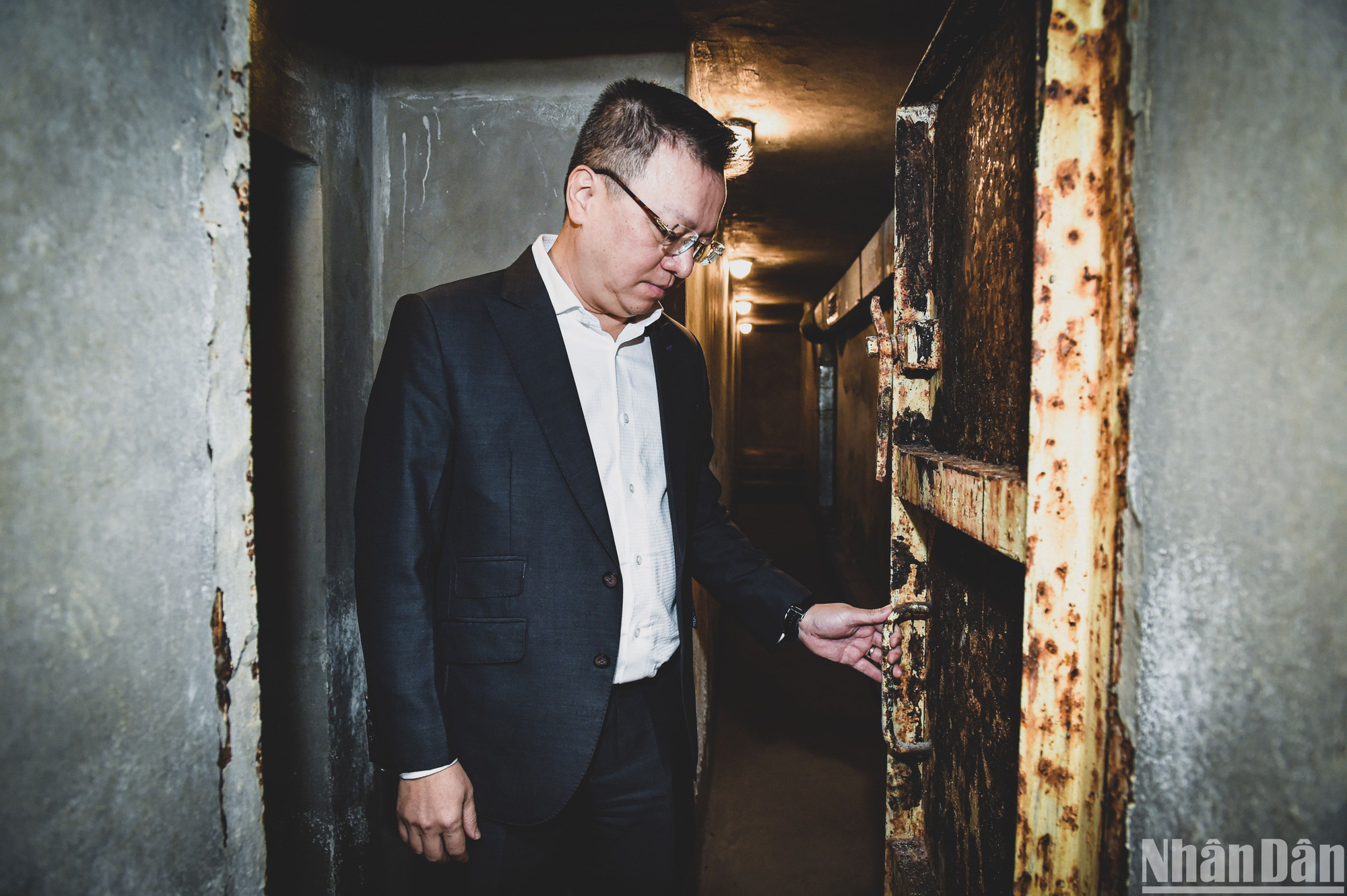 Ngày nay, căn hầm đã được sửa sang, không còn nền đất cũ. Những cánh cửa sắt nhuốm màu thời gian vẫn được giữ ở vị trí của những ngày đầu.