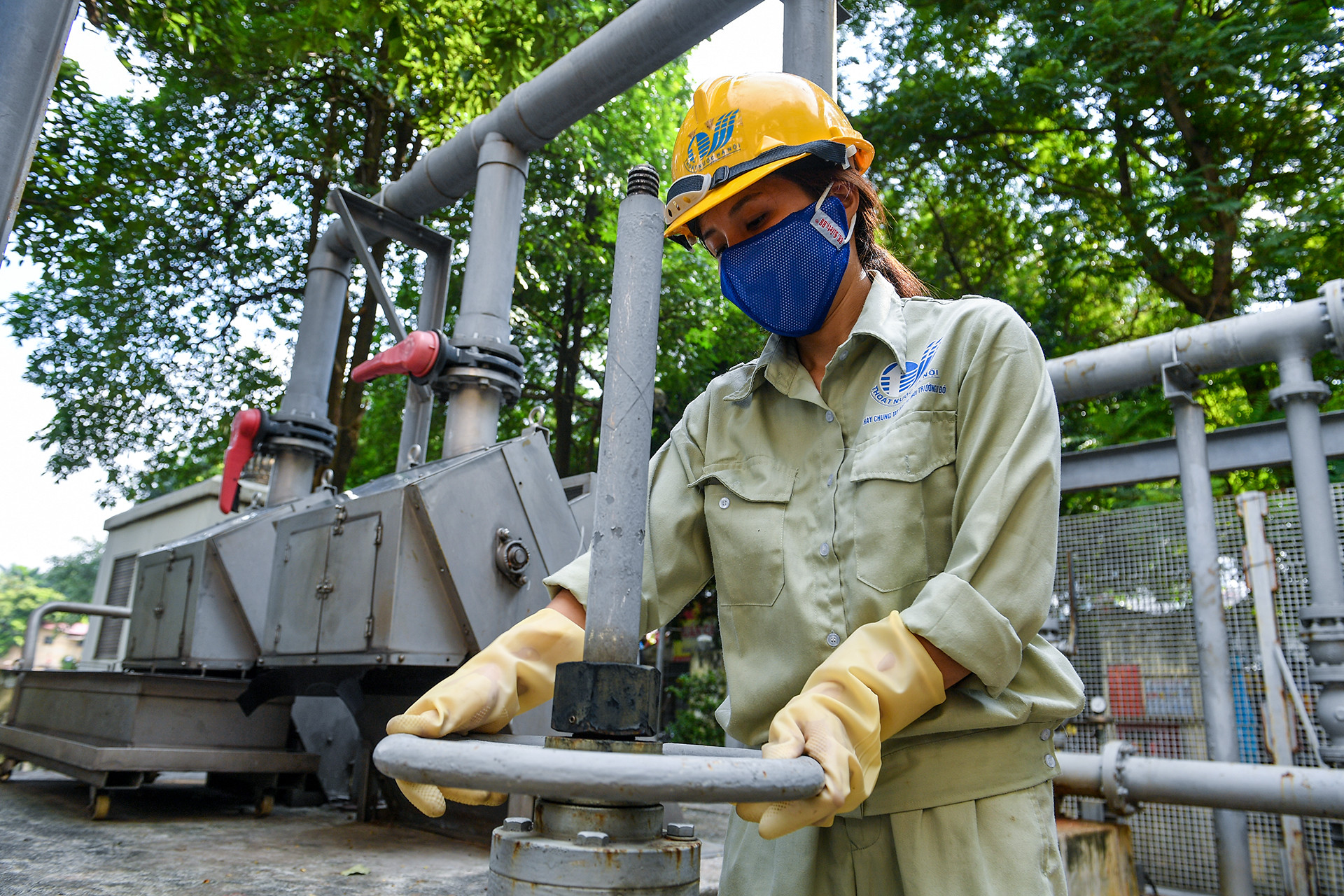 [Ảnh] Nước thải sinh hoạt được xử lý thế nào trước khi "đổ vào" hồ Trúc Bạch? ảnh 6