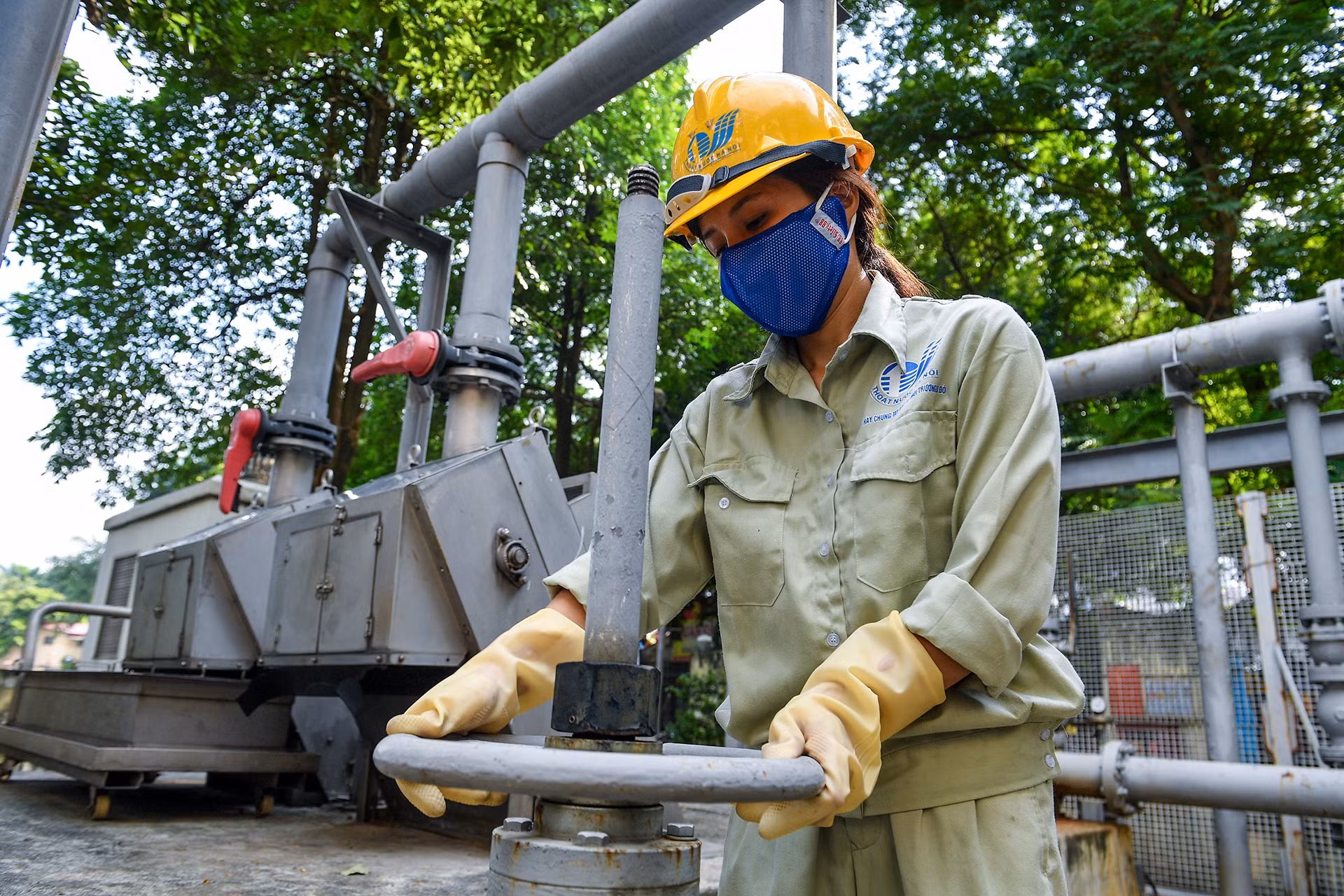 [Ảnh] Nước thải sinh hoạt được xử lý thế nào trước khi "đổ vào" hồ Trúc Bạch? ảnh 6