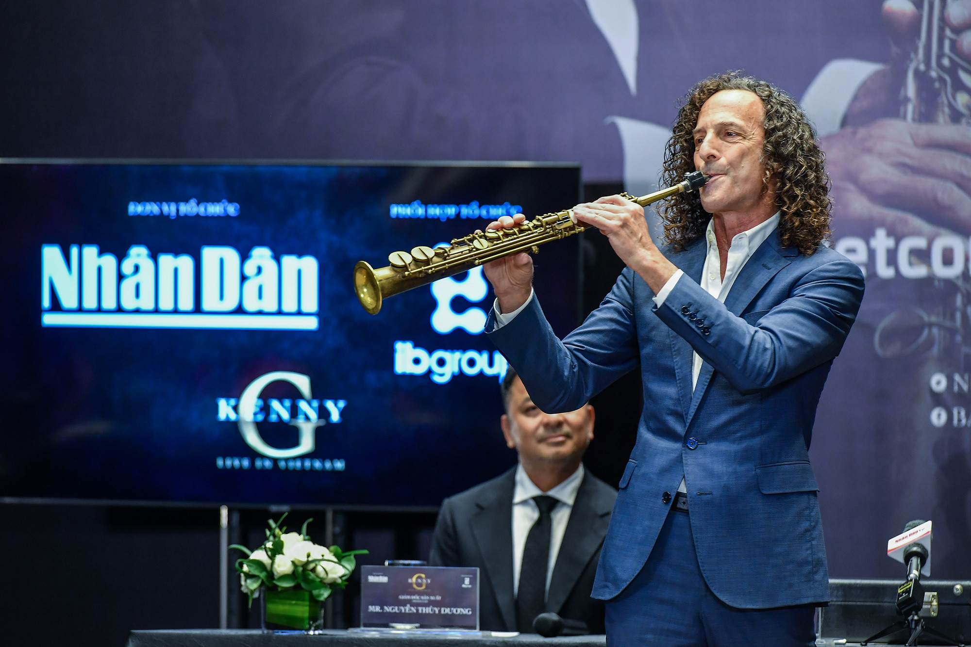 [Ảnh] Buổi gặp gỡ báo chí của Kenny G trước ngày công diễn ảnh 7