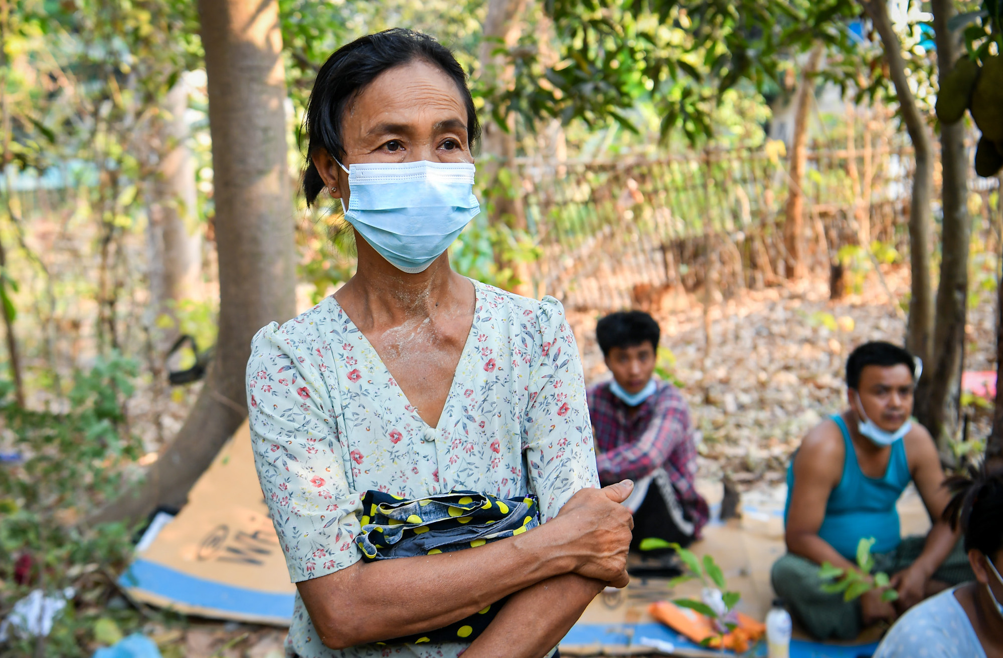 [Ảnh] Người thân nạn nhân vụ động đất ở Myanmar xúc động và biết ơn đoàn cứu nạn, cứu hộ Bộ Quốc phòng Việt Nam ảnh 4