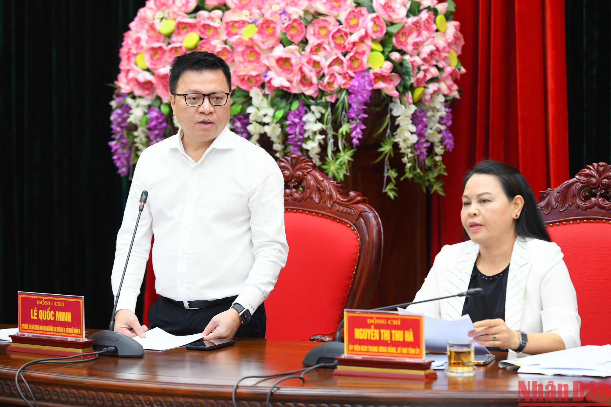 Tổng Biên tập Báo Nhân Dân Lê Quốc Minh phát biểu tại hội nghị.