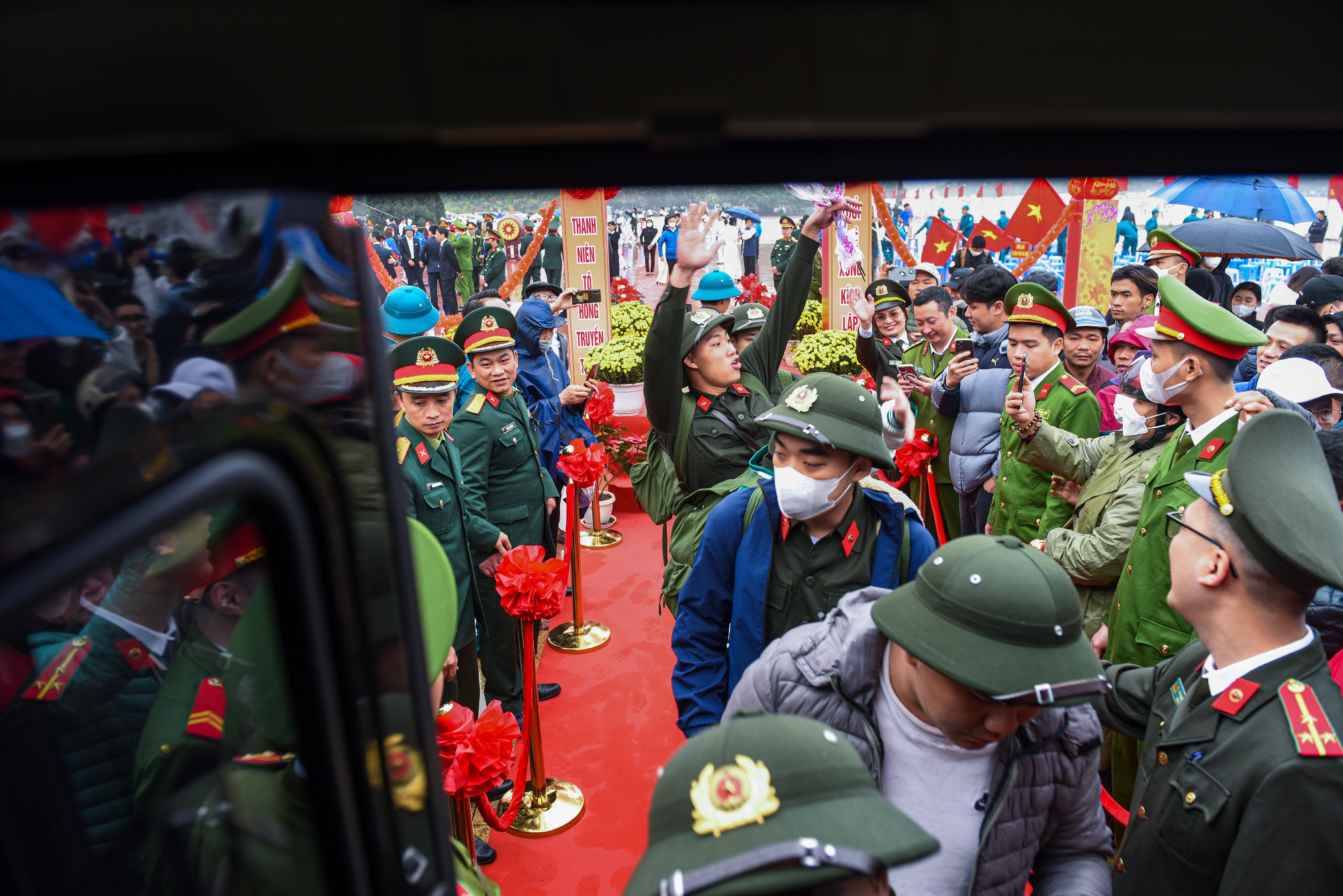 Với 66 tân binh của quận Nam Từ Liêm, khoảng thời gian trong quân ngũ cũng là khoảng thời gian thử thách ý chí, trui rèn quyết tâm để trưởng thành hơn trong tương lai gần.