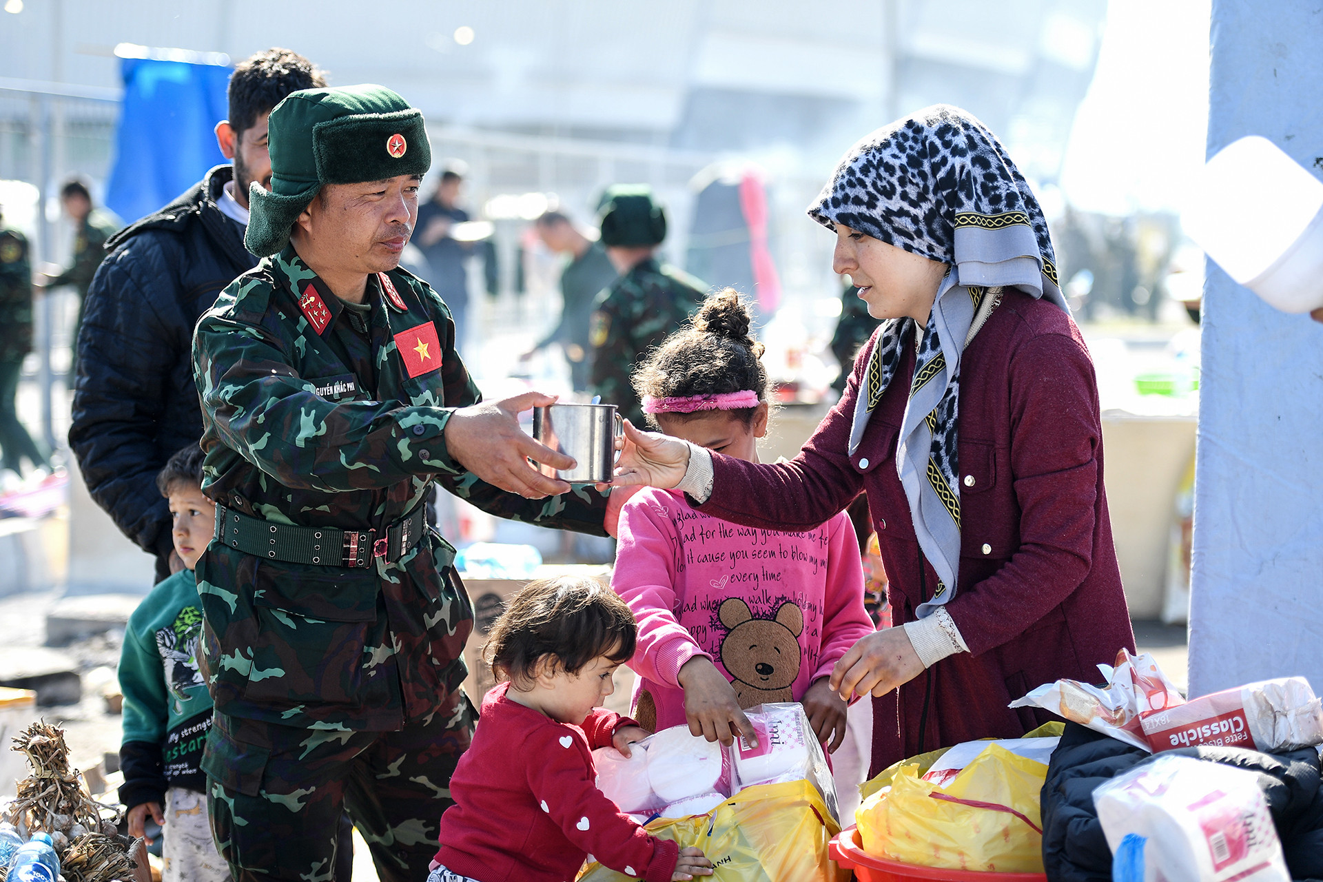 [Ảnh] Tình bằng hữu Việt Nam - Thổ Nhĩ Kỳ giữa thảm hoạ động đất