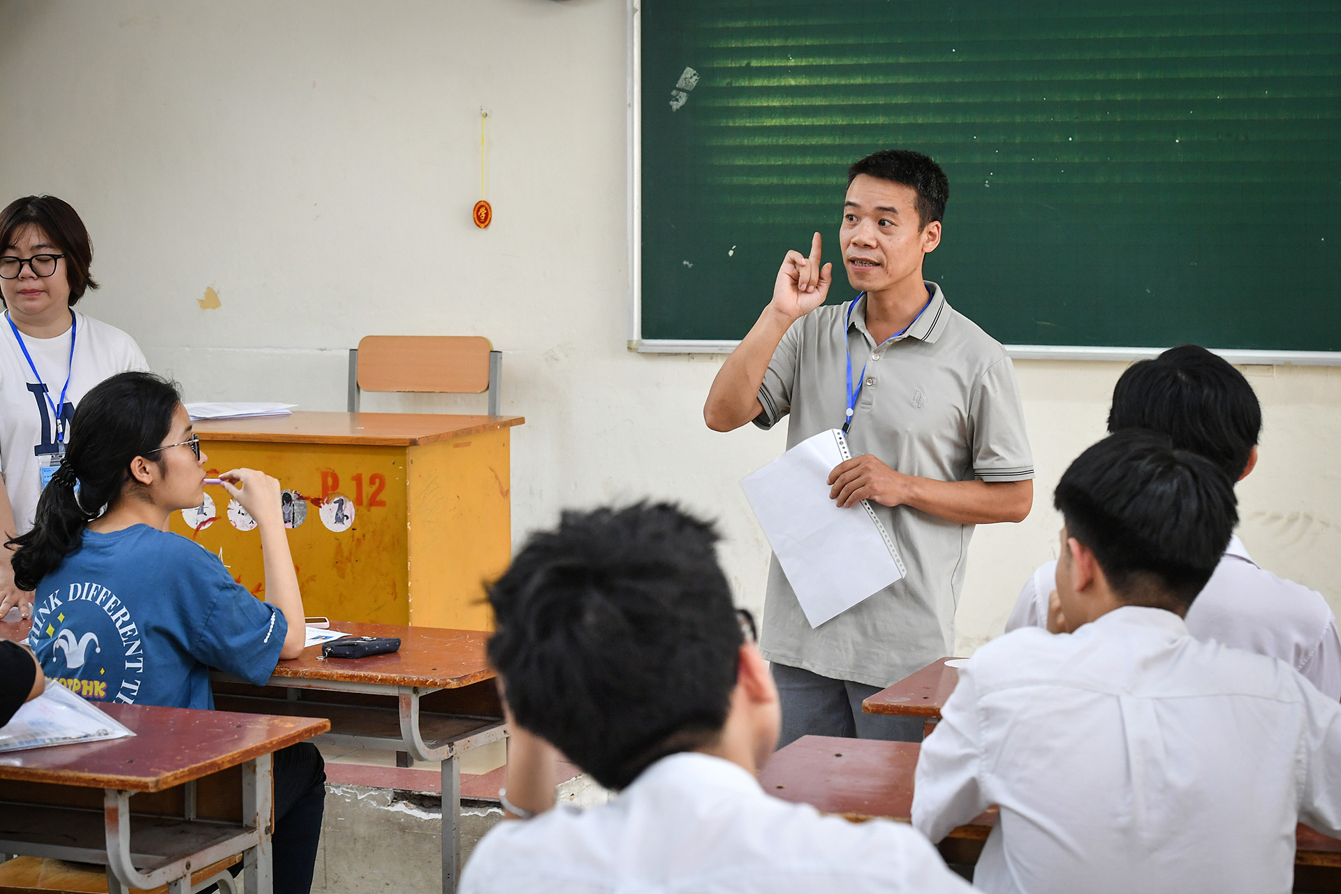 [Ảnh] Hơn 100 nghìn thí sinh Hà Nội làm thủ tục thi tốt nghiệp THPT ảnh 11