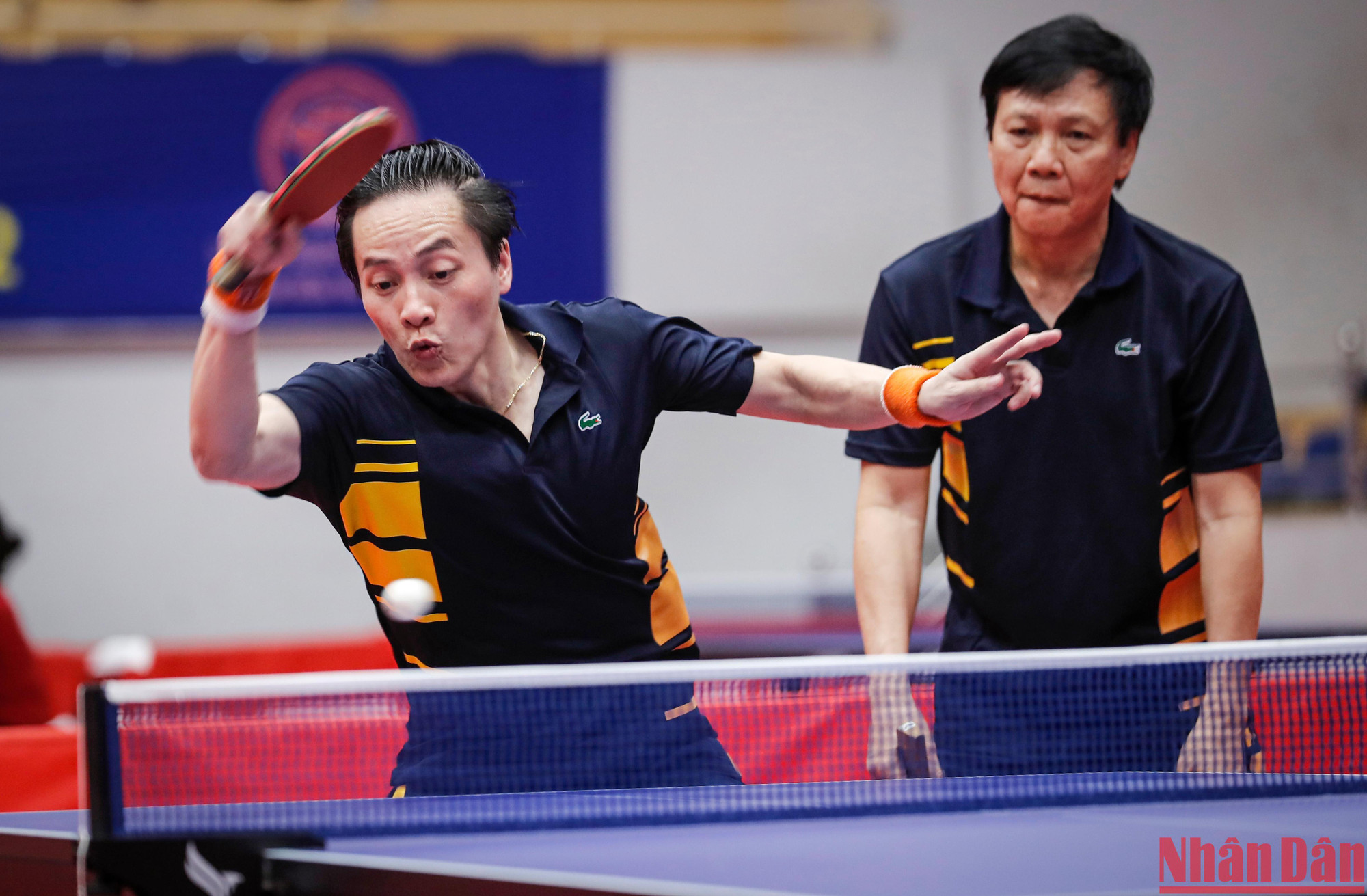 Ở các nội dung đánh đôi là sự kết hợp giữa các tay vợt già và trẻ tạo ra sự cân bằng và hấp dẫn cho giải đấu.