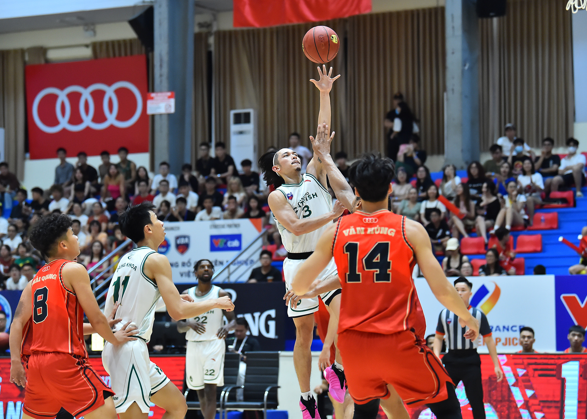 [Ảnh] VBA 2023: Thang Long Warriors thắng nhọc Cantho Catfish ảnh 1